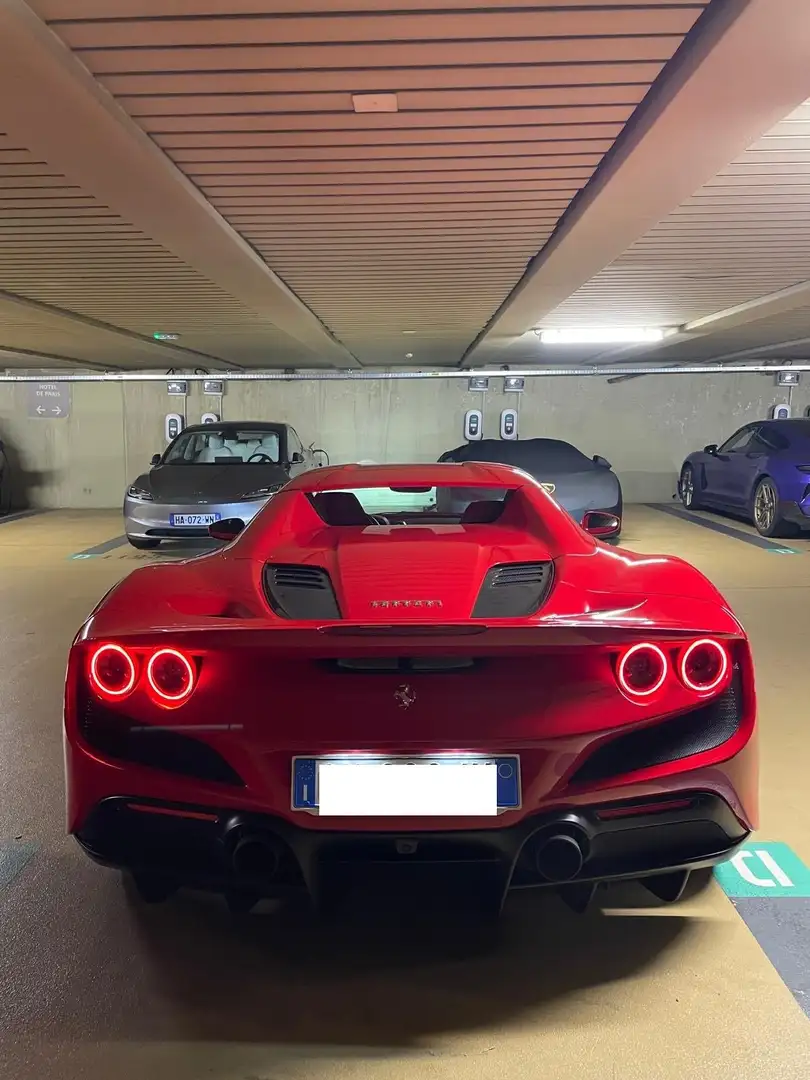 Ferrari F8 Spider V8 CV 721 KM 2.500 PARI AL NUOVO Rosso - 2