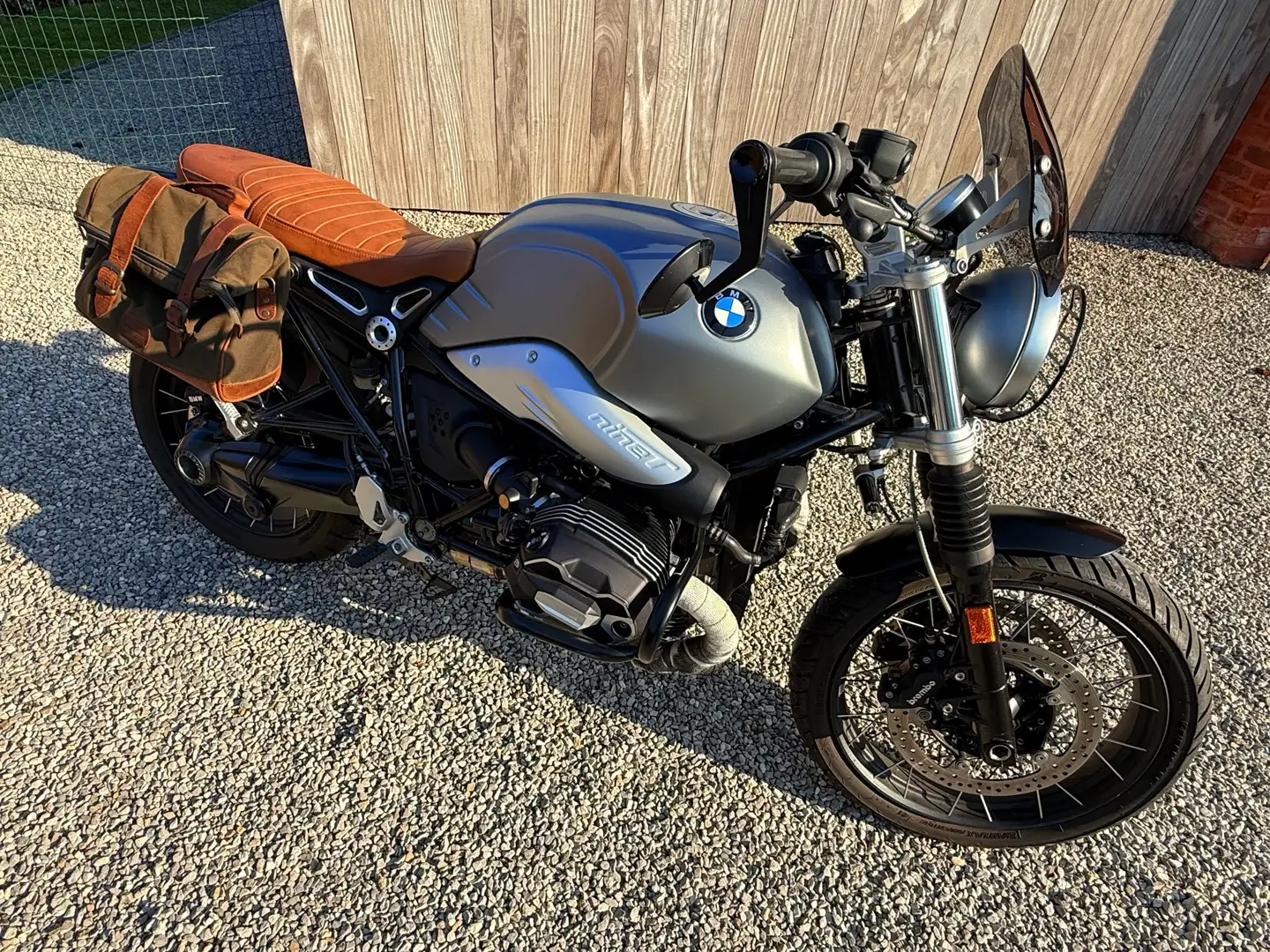 BMW R nineT Szürke - 2