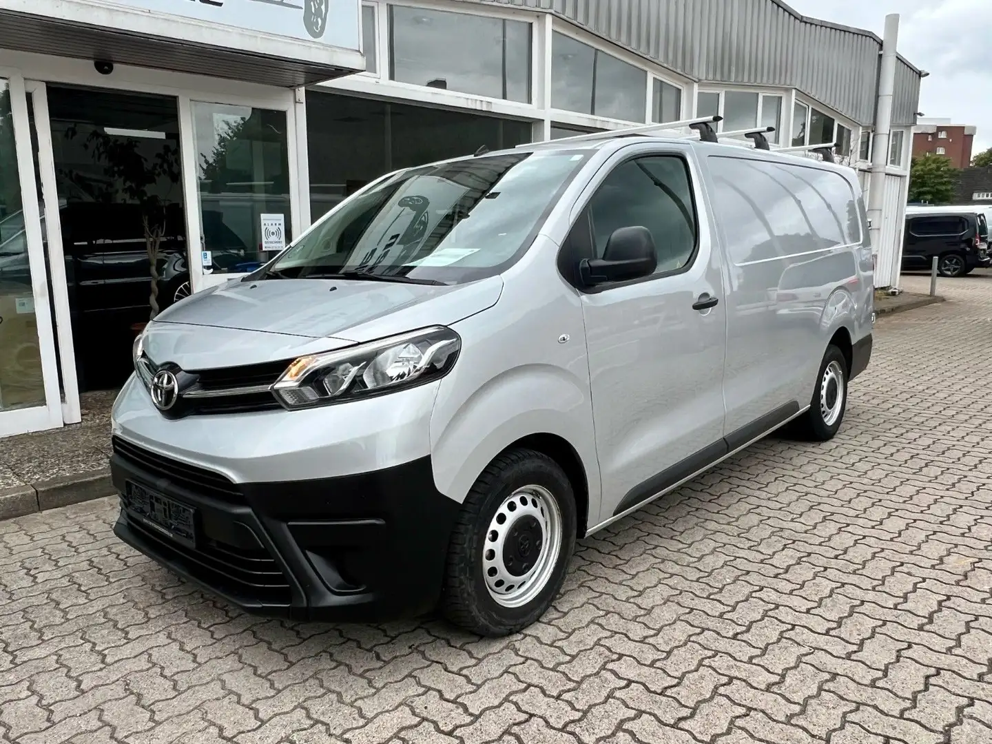 Toyota Proace PROACE L2KASTEN COMFORT/AHK/TEMPO/PDC/SCHECKHEFT Silber - 2