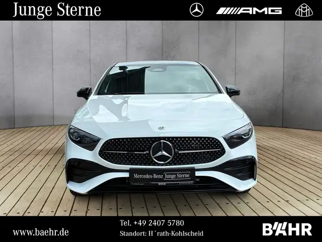 Mercedes-Benz 250 view 7
