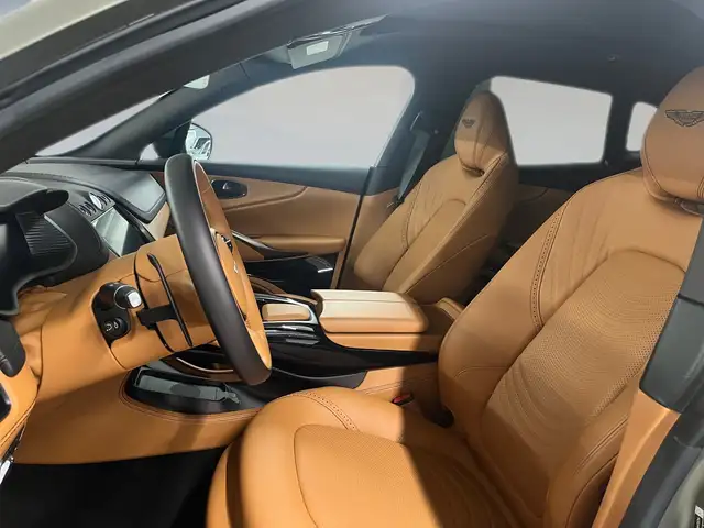 Aston Martin DBX 4.0 V8 TWIN TURBO Ansicht 15