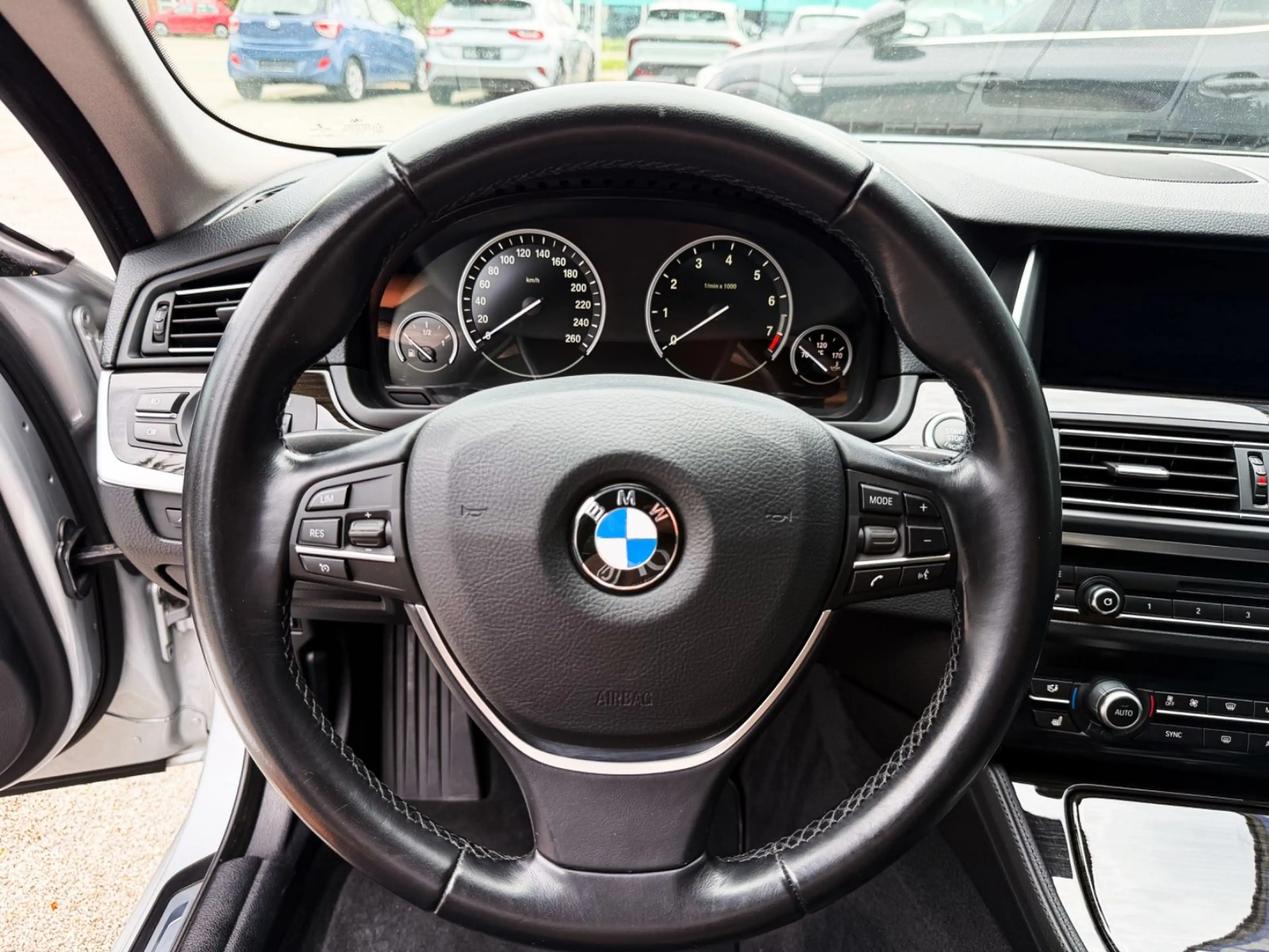 BMW 535 5 Touring 535 i xDrive 1.Hand — photo 11