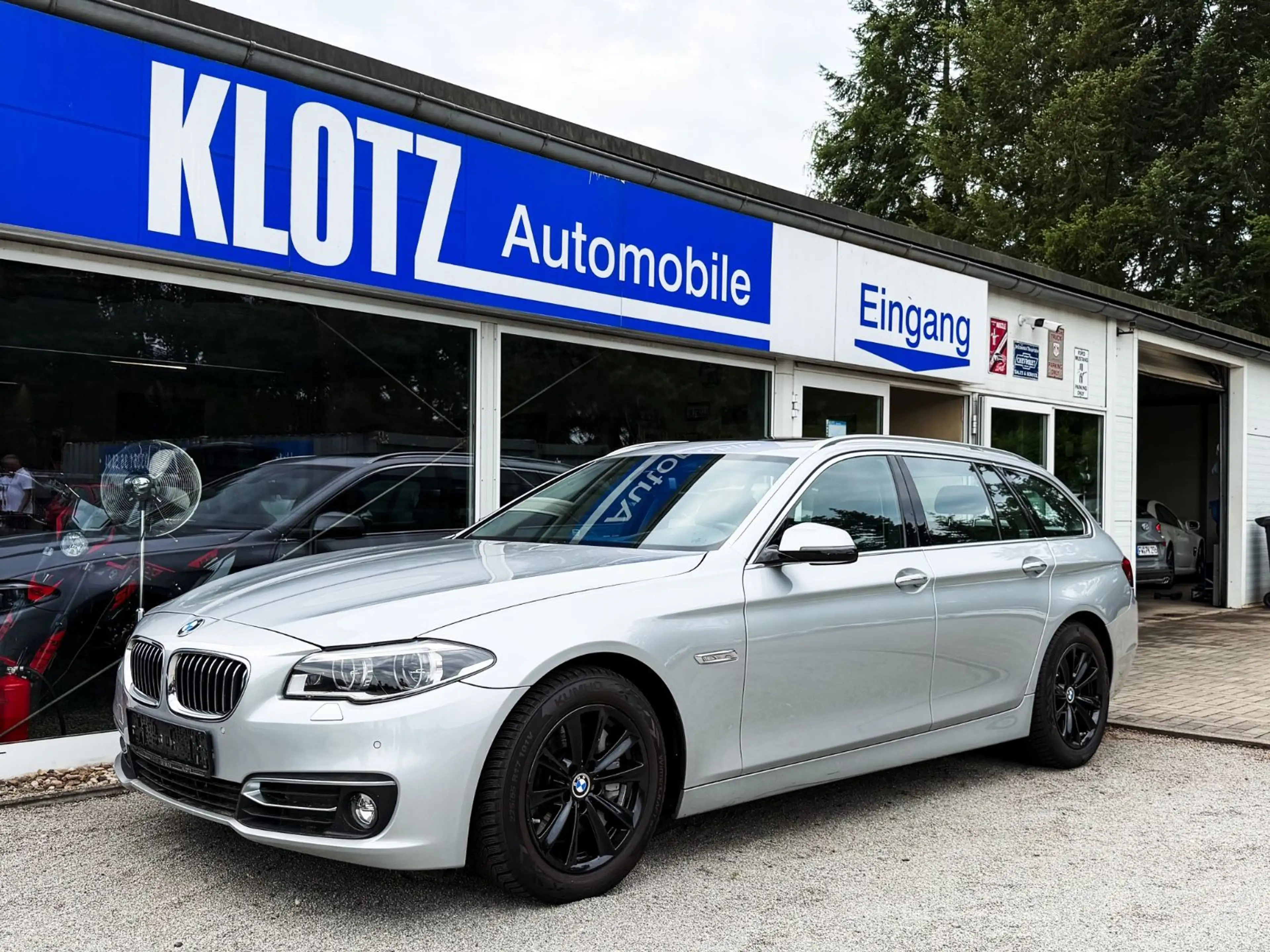 BMW 535 5 Touring 535 i xDrive 1.Hand