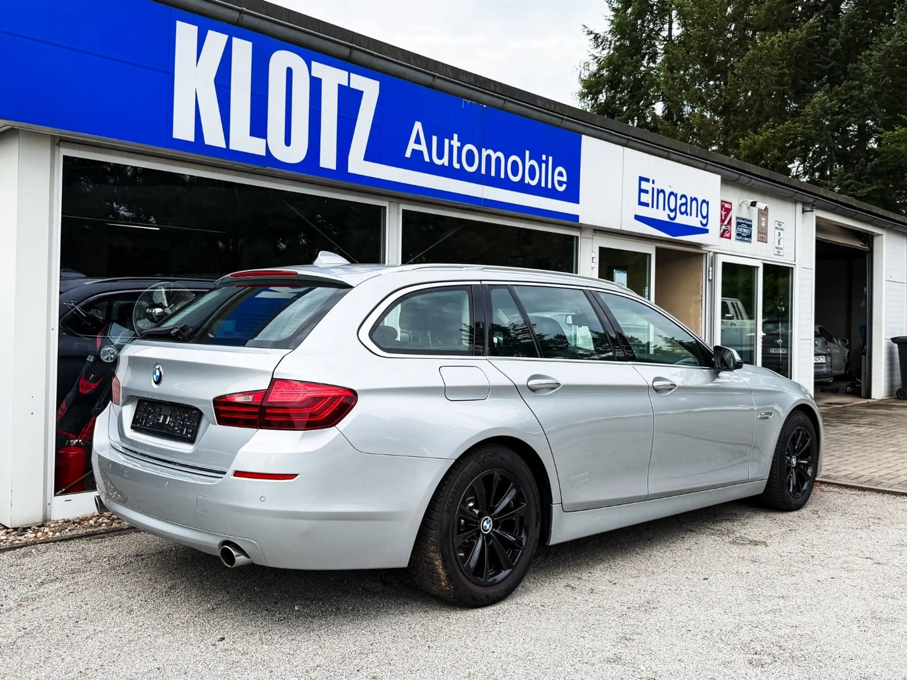 BMW 535 5 Touring 535 i xDrive 1.Hand — photo 5