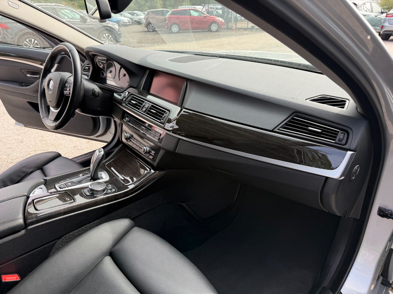 BMW 535 5 Touring 535 i xDrive 1.Hand — photo 13