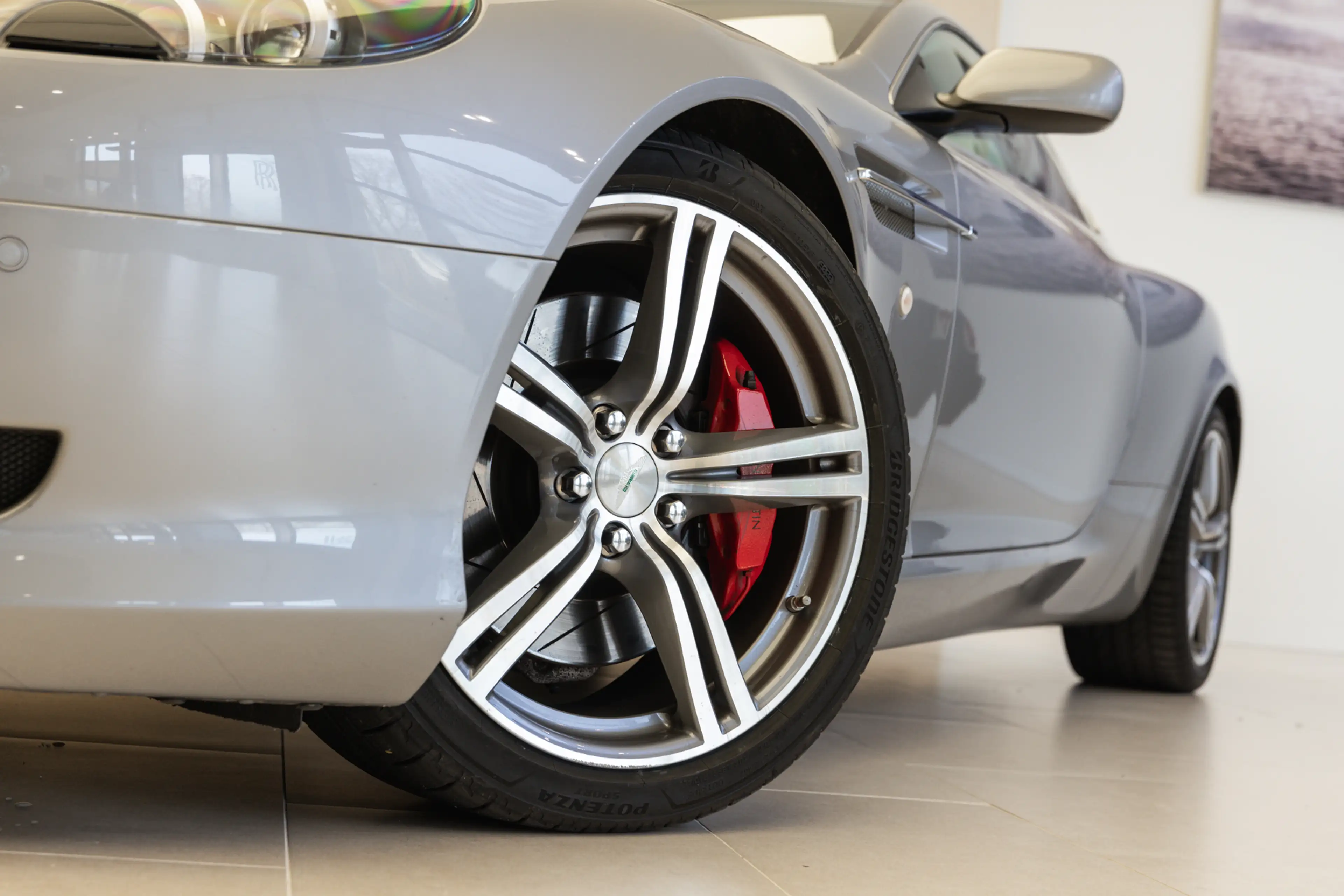 Aston Martin DB9 LeMans Limited Edition (1 of 124) — photo 9