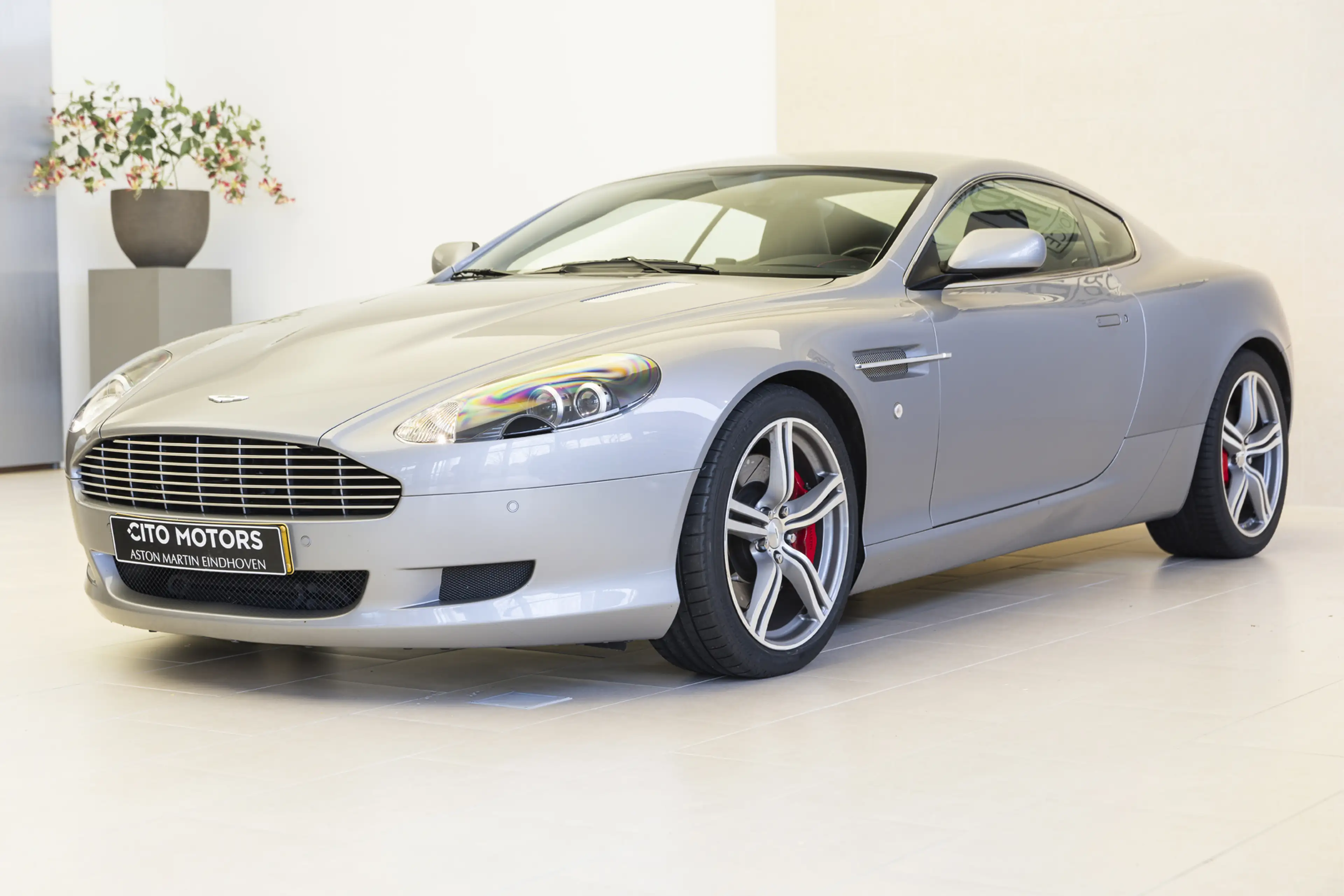Aston Martin DB9 LeMans Limited Edition (1 of 124) — photo 2