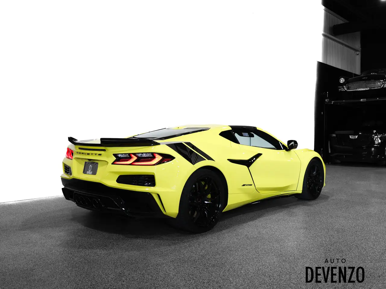 Chevrolet Corvette снимка Chevrolet Corvette