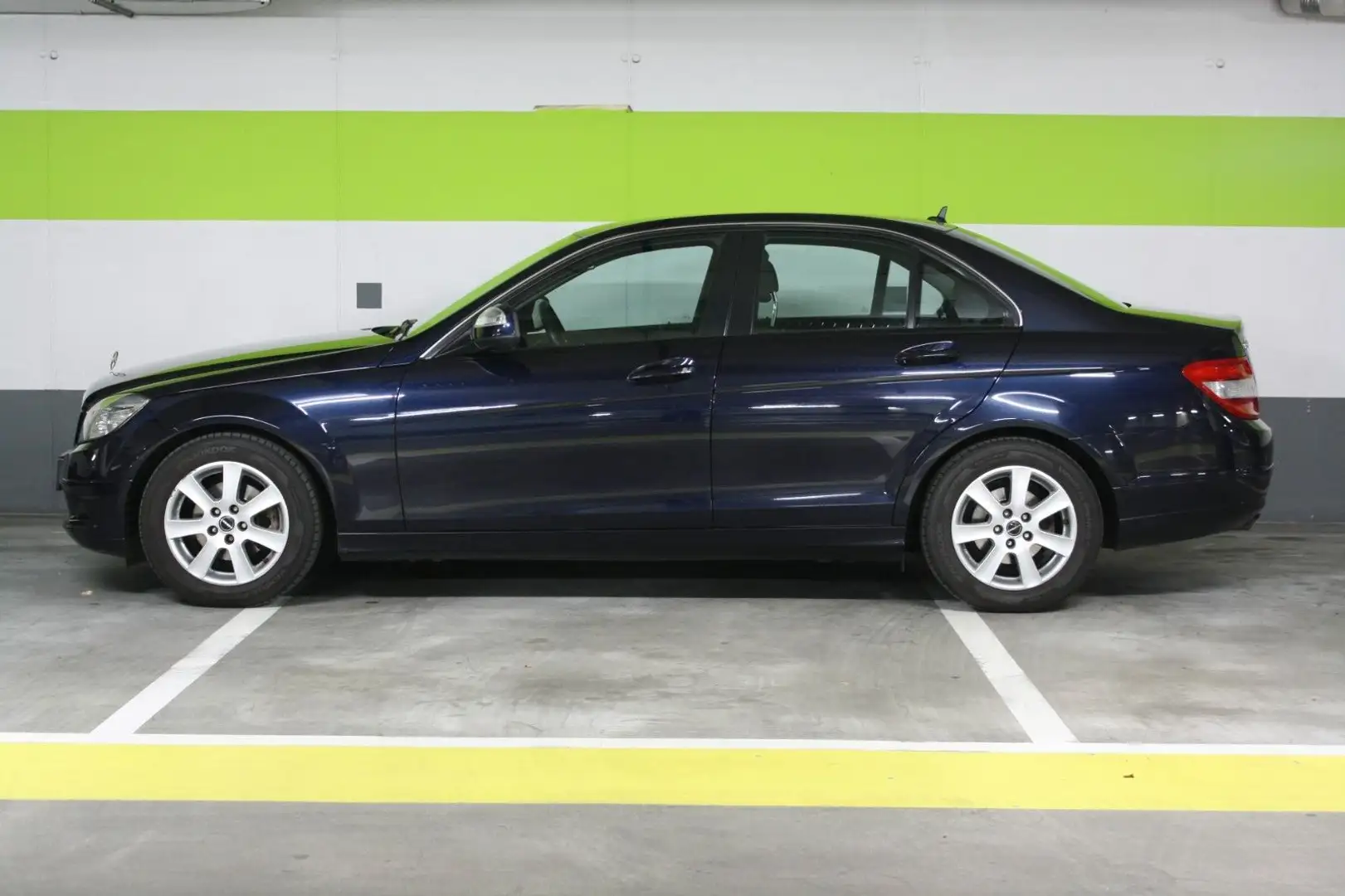 Mercedes-Benz C 180 Kompressor 6-Gang 1 Jahr Gewährleistung Blau - 1