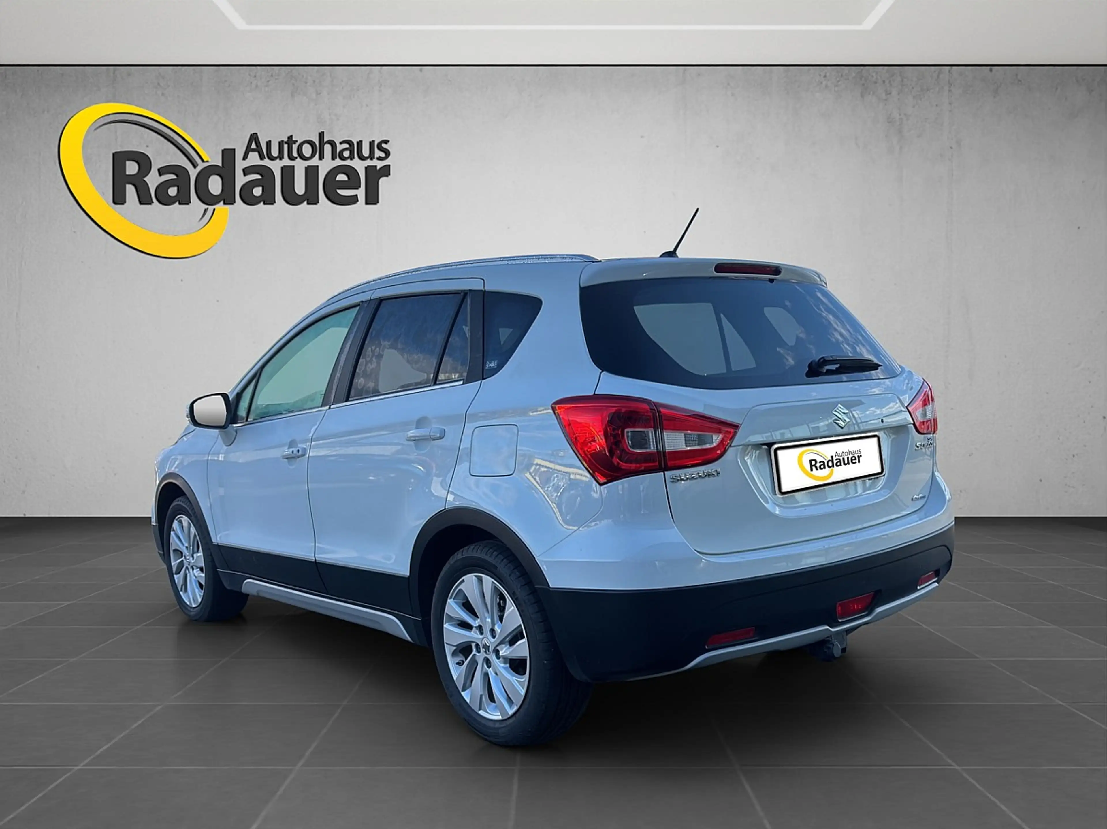 Suzuki SX4 S-Cross 1,0 DITC ALLGRIP shine — photo 3