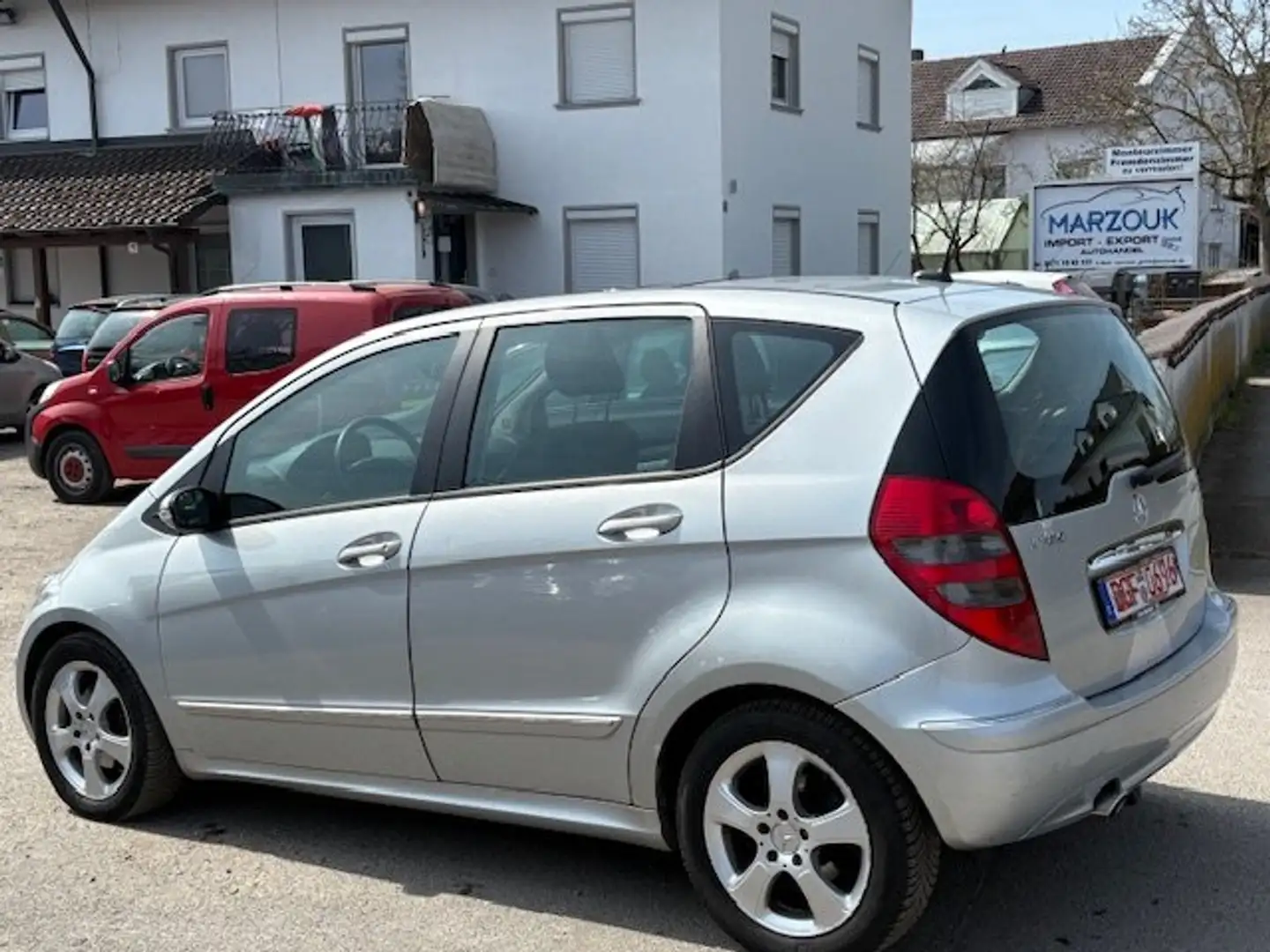Mercedes-Benz A 180 A180 CDI Automatik/Panorama Grijs - 2