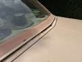 Lincoln Town Car Beige - thumbnail 10