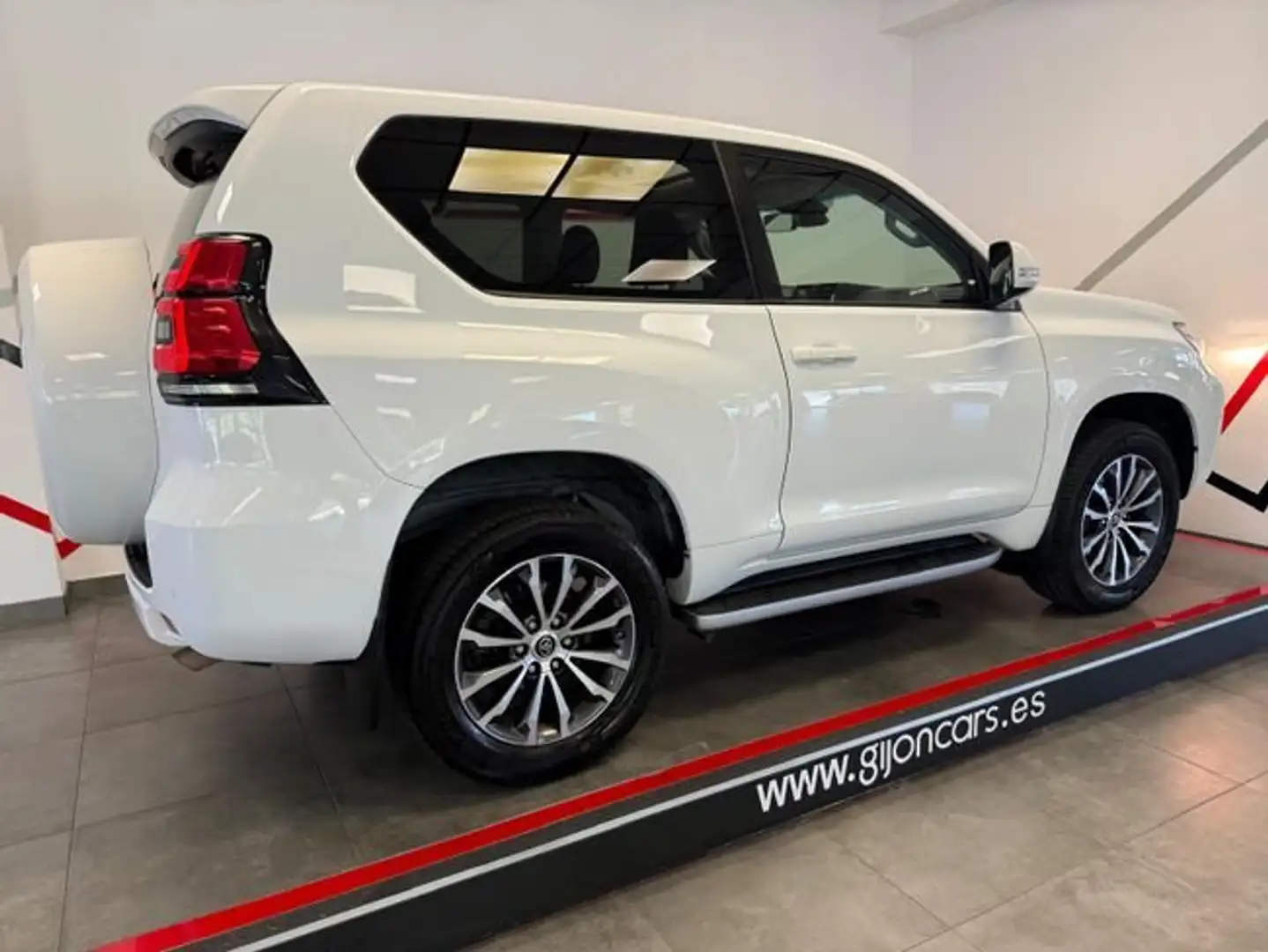 Toyota Land Cruiser 2.8 D-4D VXL AUTO Blanco - 2