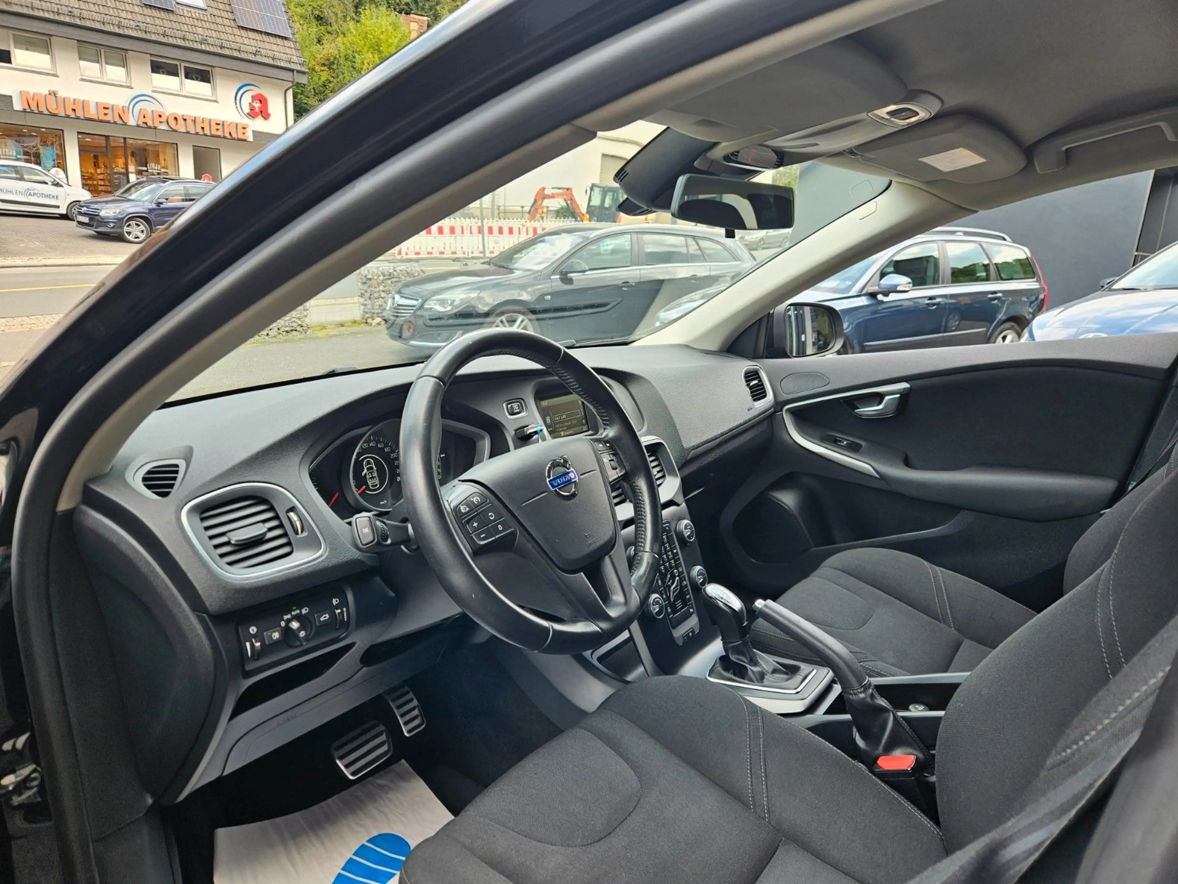 Volvo V40 Basis,Navi,Klima,Alu,Scheckheft,1-Hand, Gara — photo 10