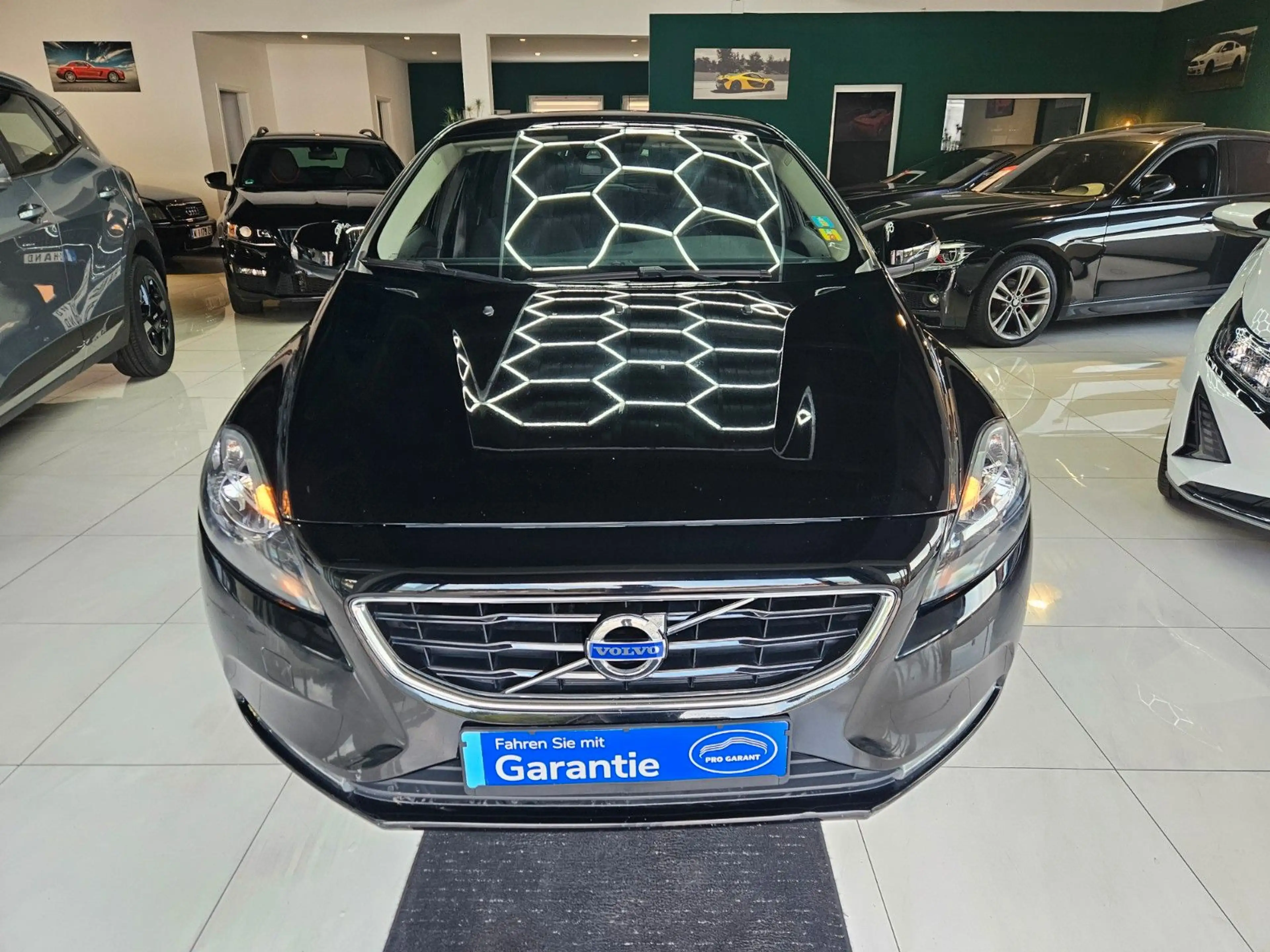 Volvo V40 Basis,Navi,Klima,Alu,Scheckheft,1-Hand, Gara — photo 3