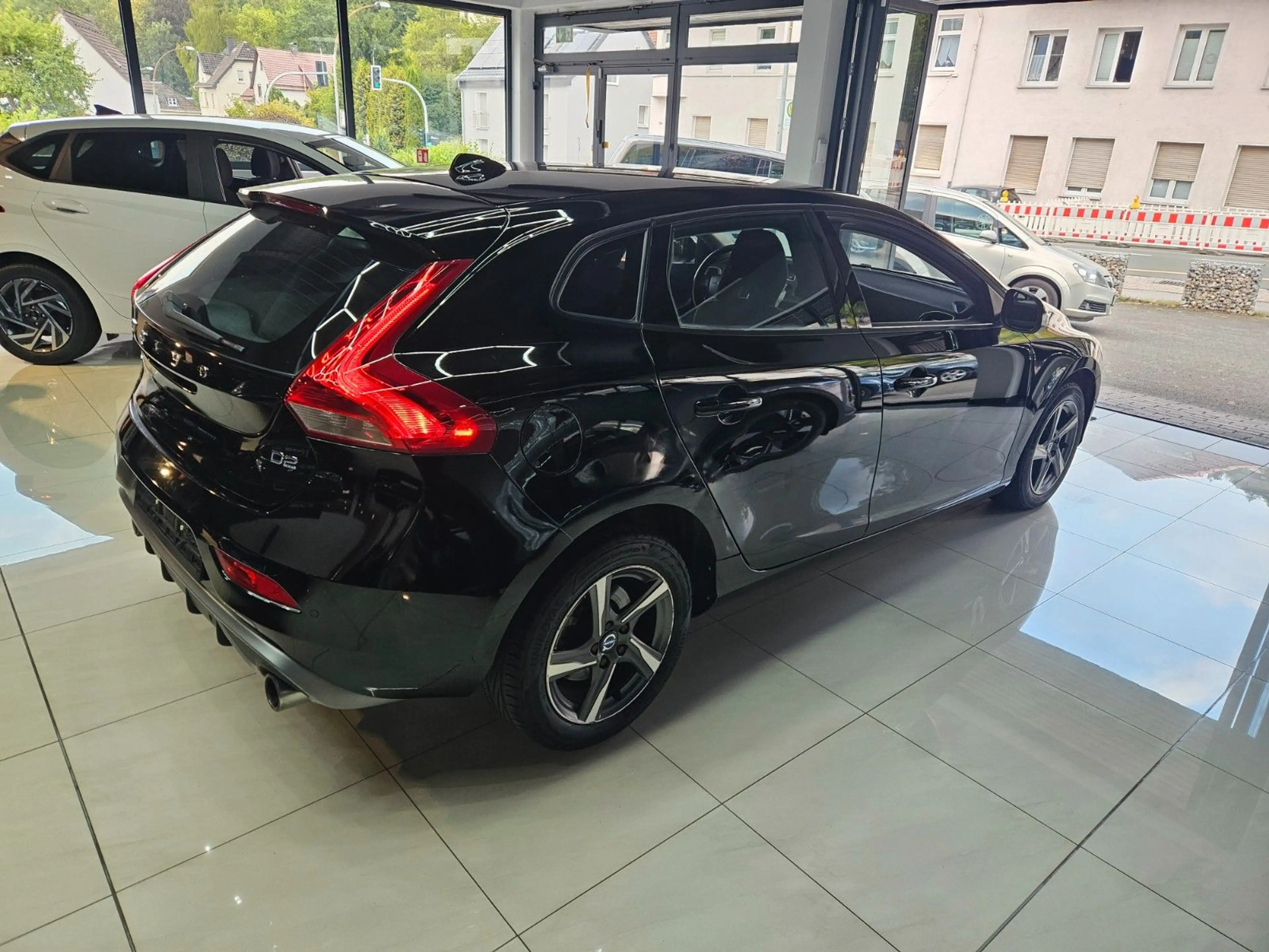 Volvo V40 Basis,Navi,Klima,Alu,Scheckheft,1-Hand, Gara — photo 6