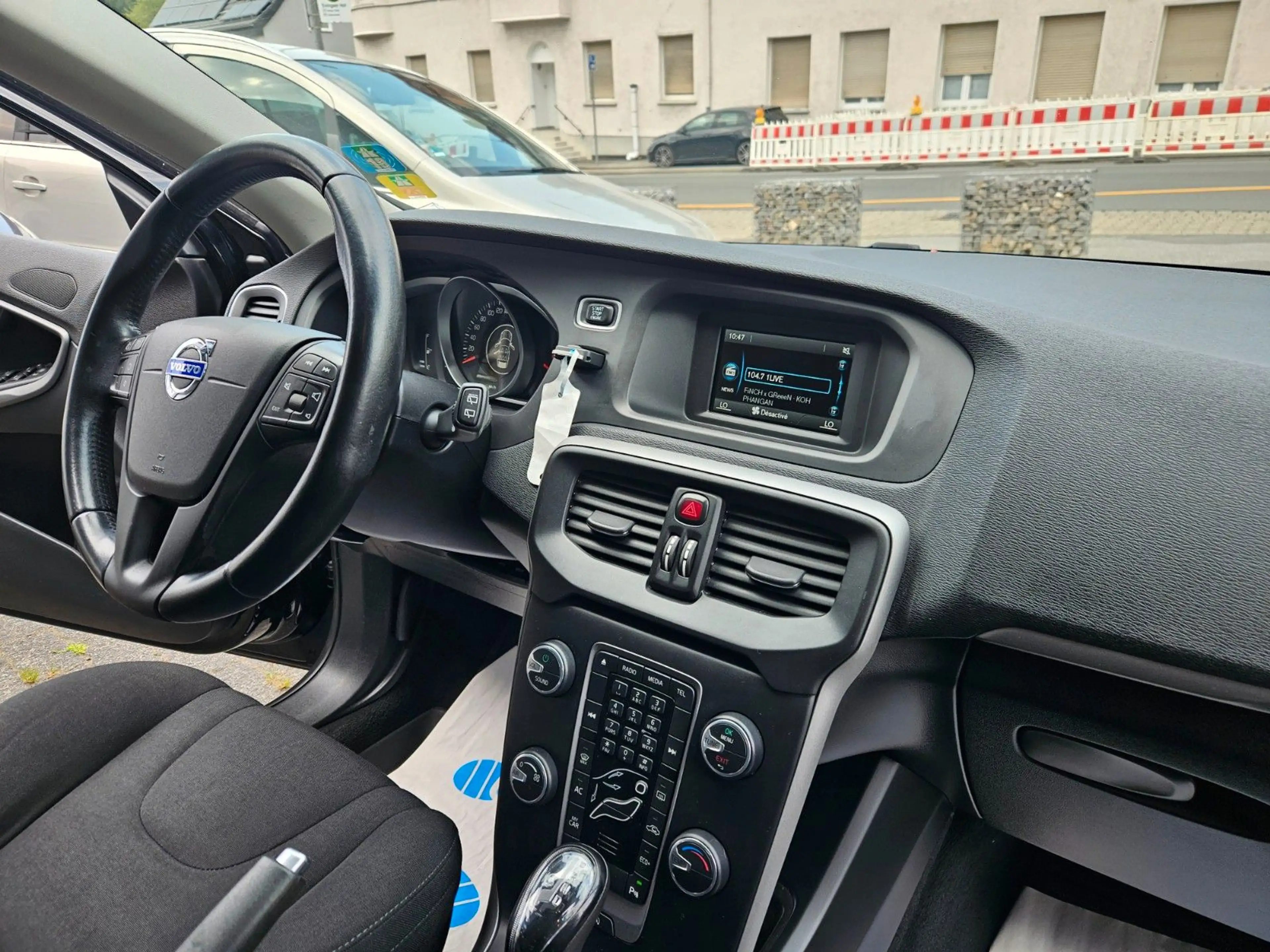 Volvo V40 Basis,Navi,Klima,Alu,Scheckheft,1-Hand, Gara — photo 15