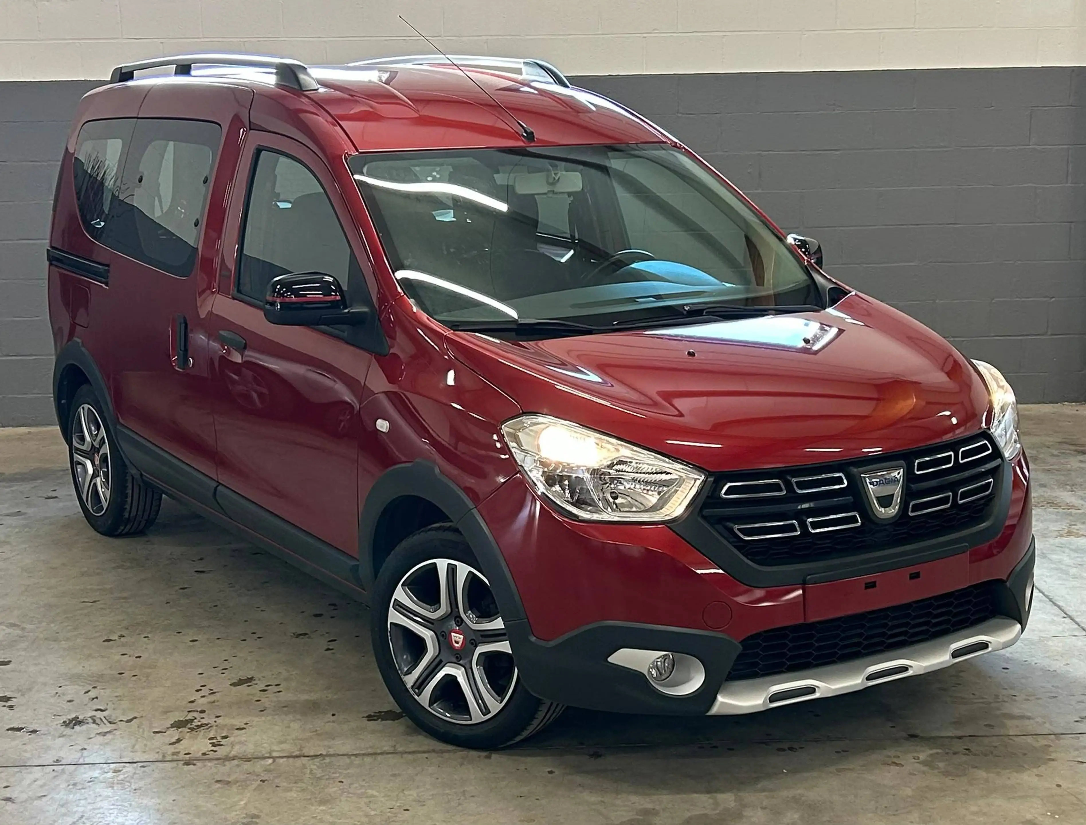 Dacia Dokker Stepway 1.3 TCe 131CV Airco Caméra PDC Cruise GPS — photo 3
