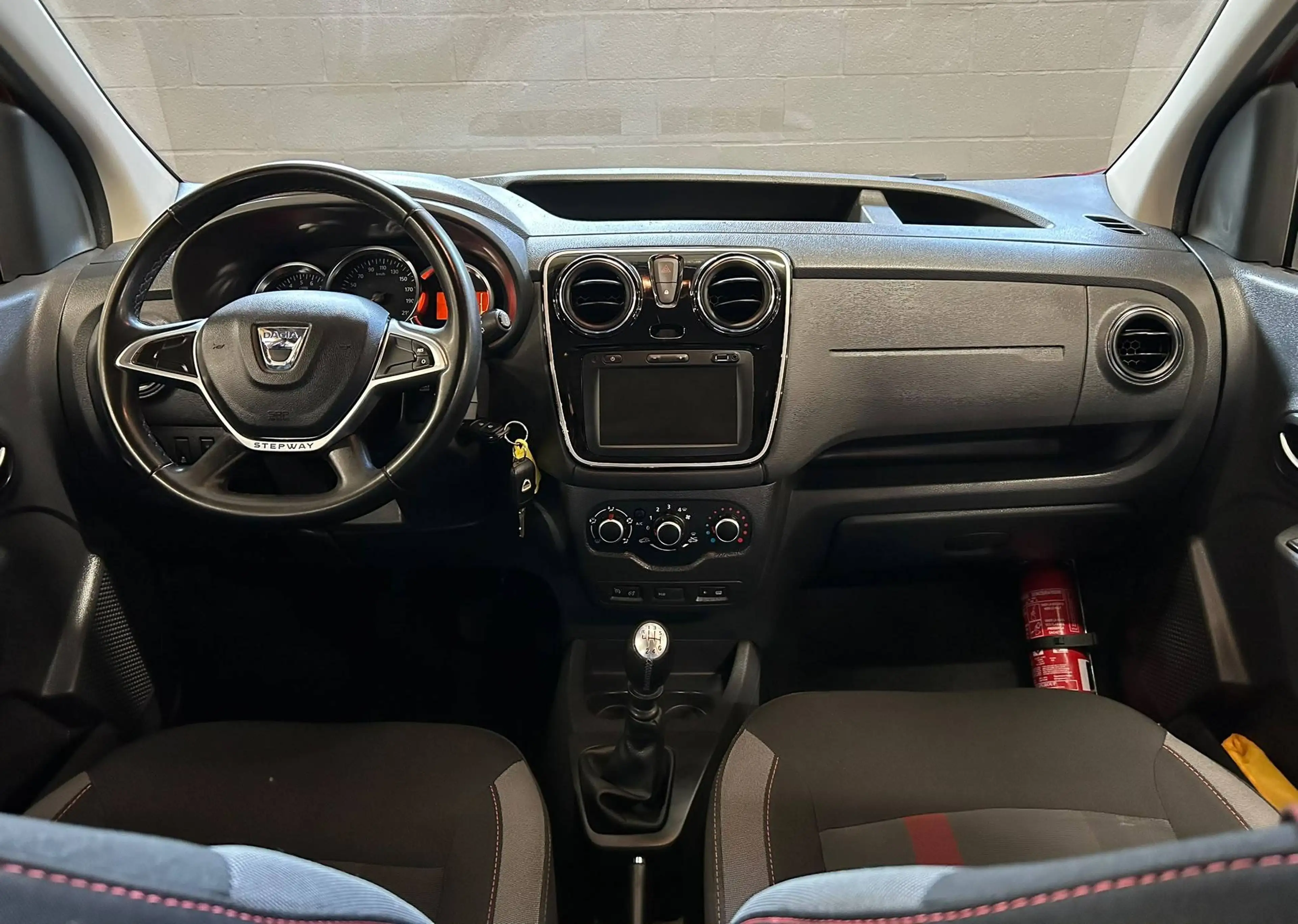 Dacia Dokker Stepway 1.3 TCe 131CV Airco Caméra PDC Cruise GPS — photo 13