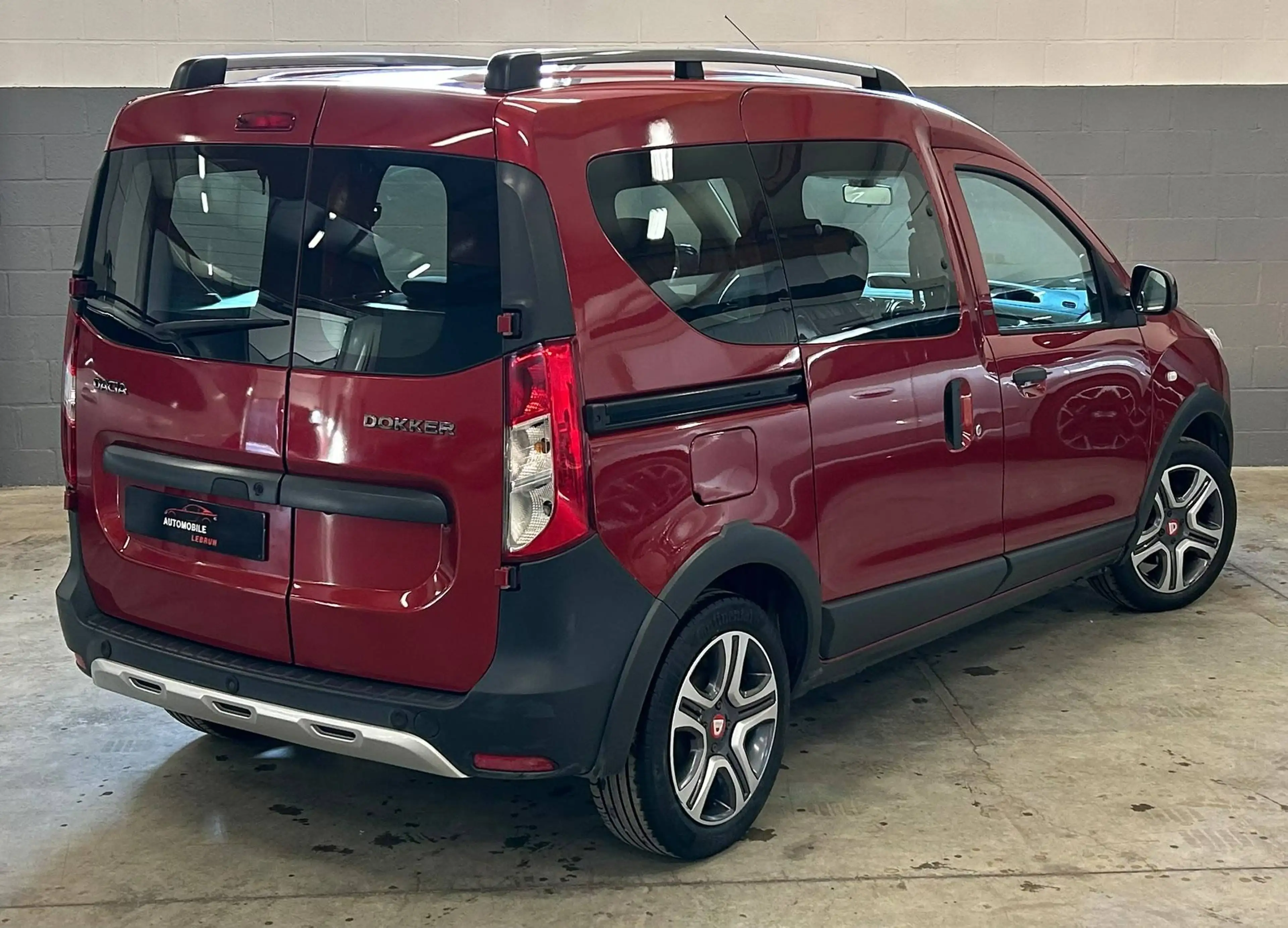 Dacia Dokker Stepway 1.3 TCe 131CV Airco Caméra PDC Cruise GPS — photo 5