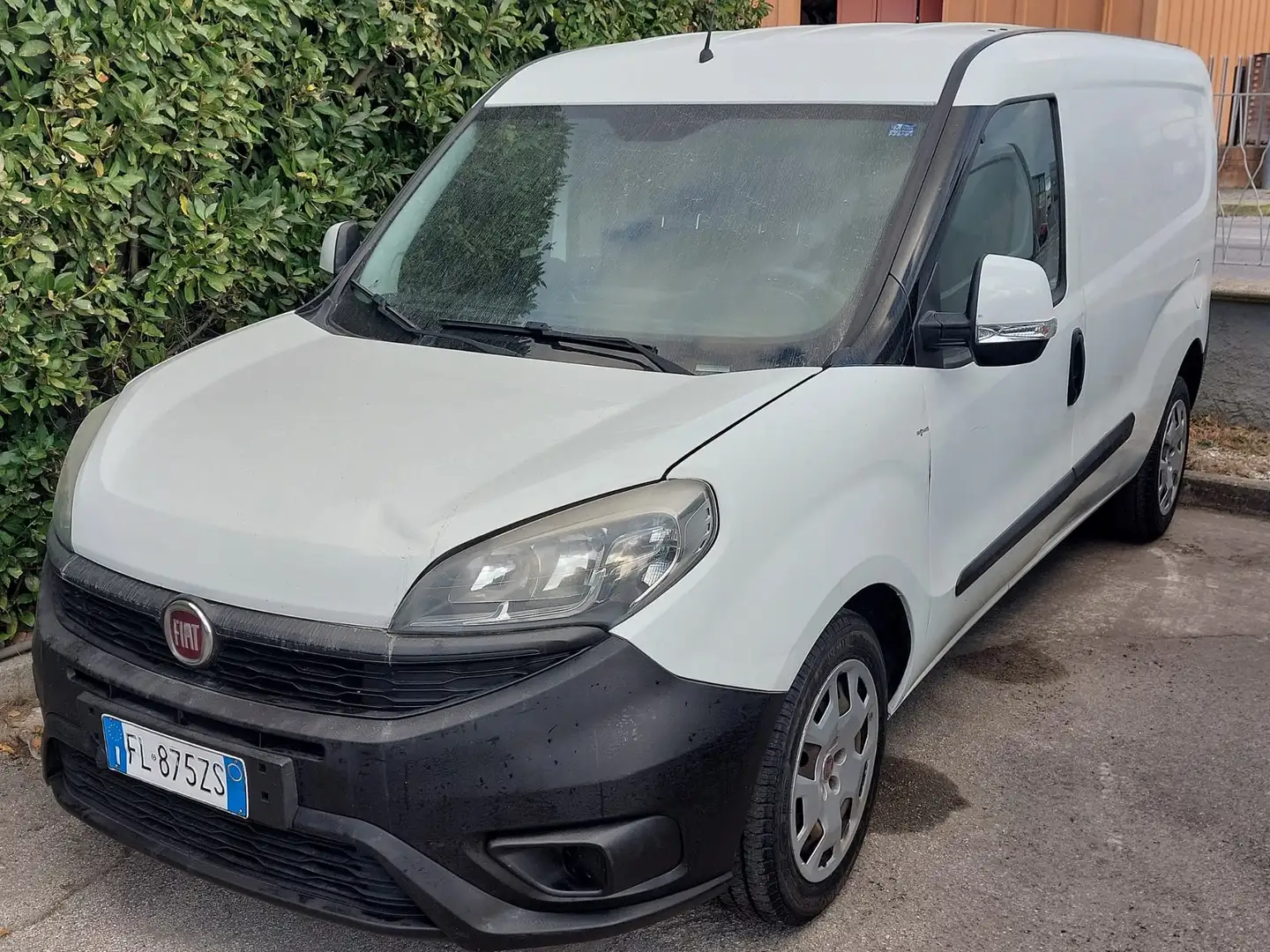 Fiat Doblo MAXI 1.6 MJT 120CV PER COMMERCIANTI Bianco - 1