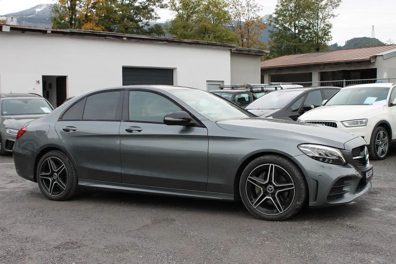 Mercedes-Benz C 200 C 200 d Automatik (205.011) Grau - 2