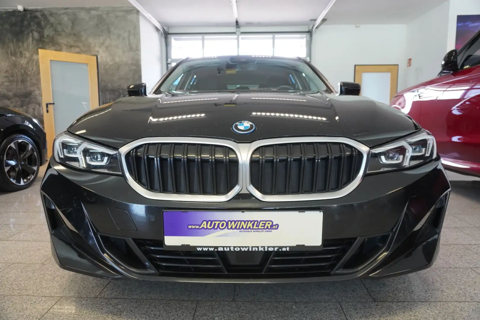 BMW 320 e PHEV Touring Aut. MY23/ACC/LED/HeadUp Schwarz - 2