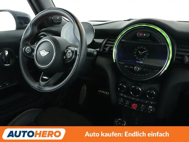 MINI Convertible view 13