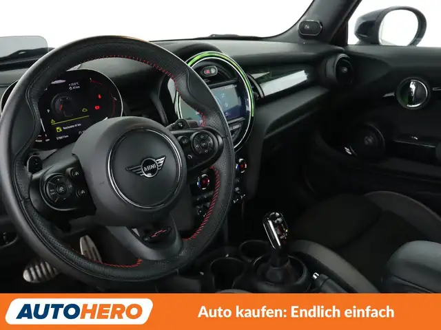 MINI Convertible view 11