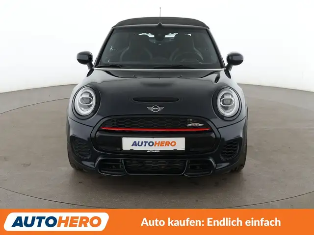 MINI Convertible view 9