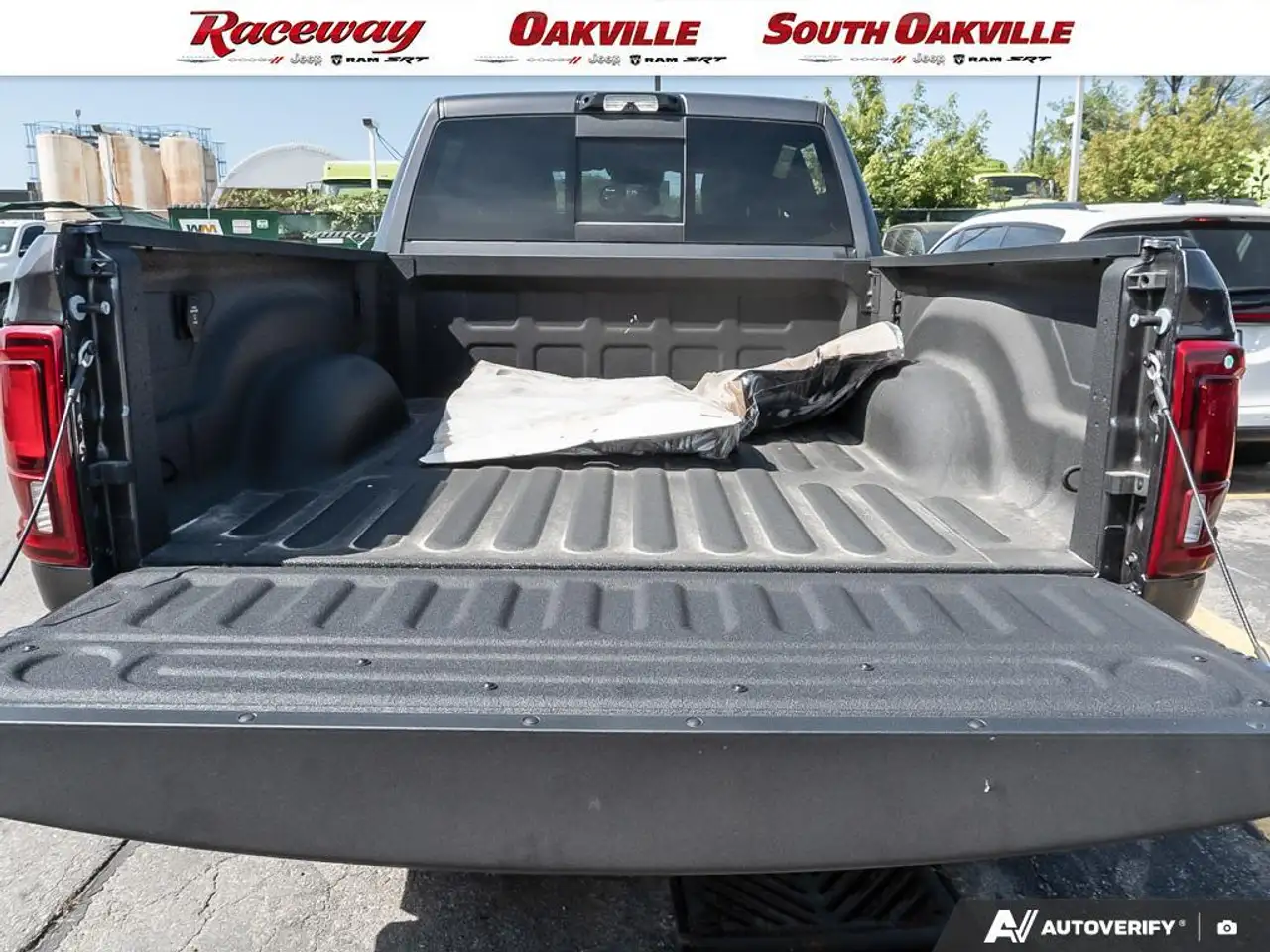 RAM 2500 снимка RAM 2500