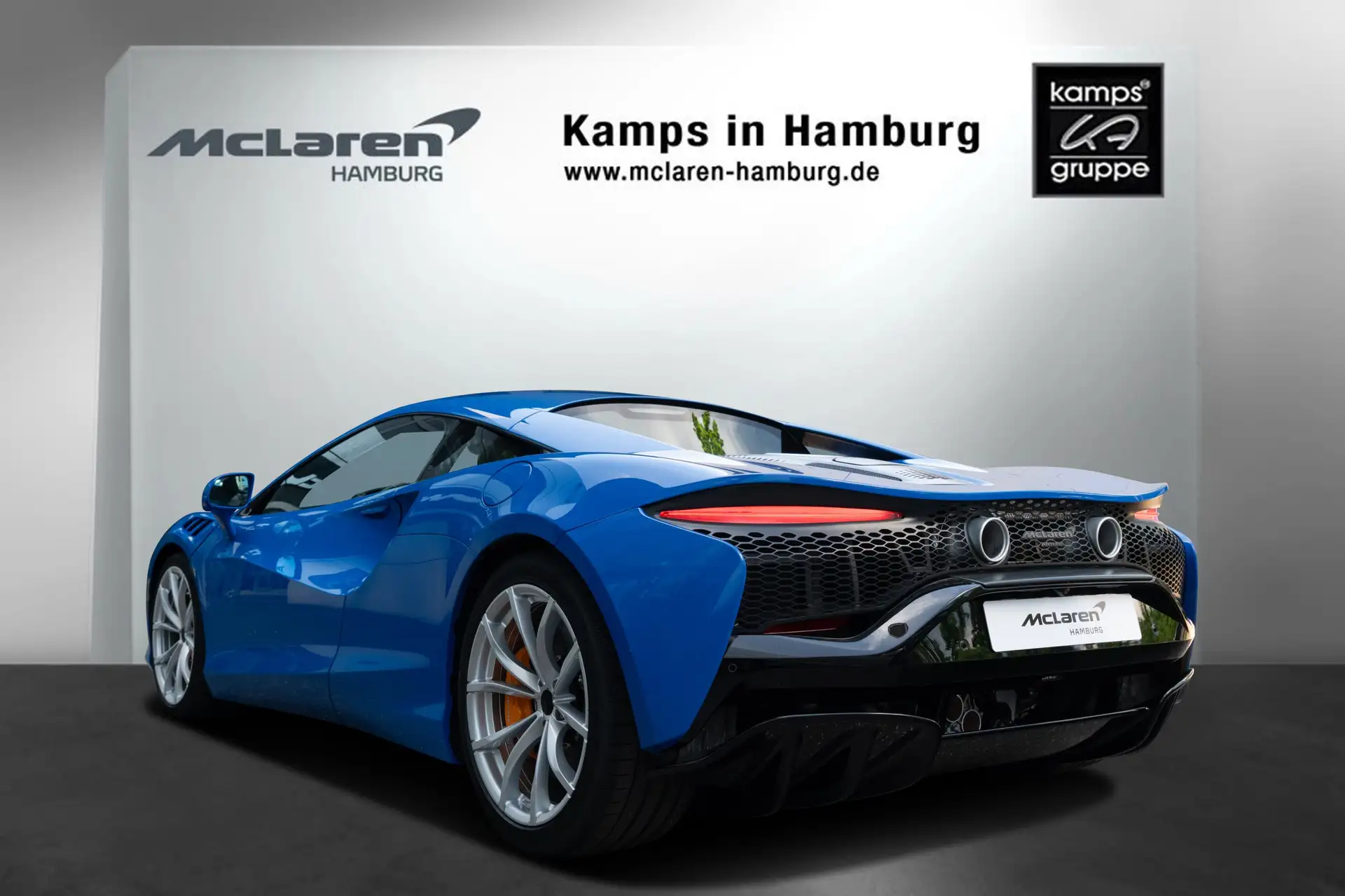 맥라렌 아투라 Coupé 2026 파랑 사진 3