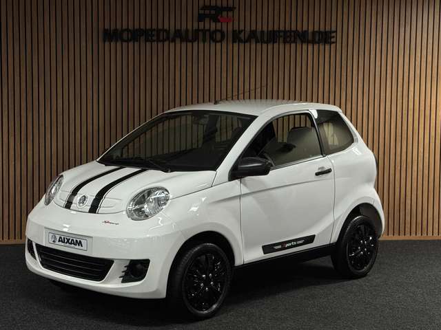 Imagine Aixam City Sport Minauto | 8 PS Motor | 45 km/h