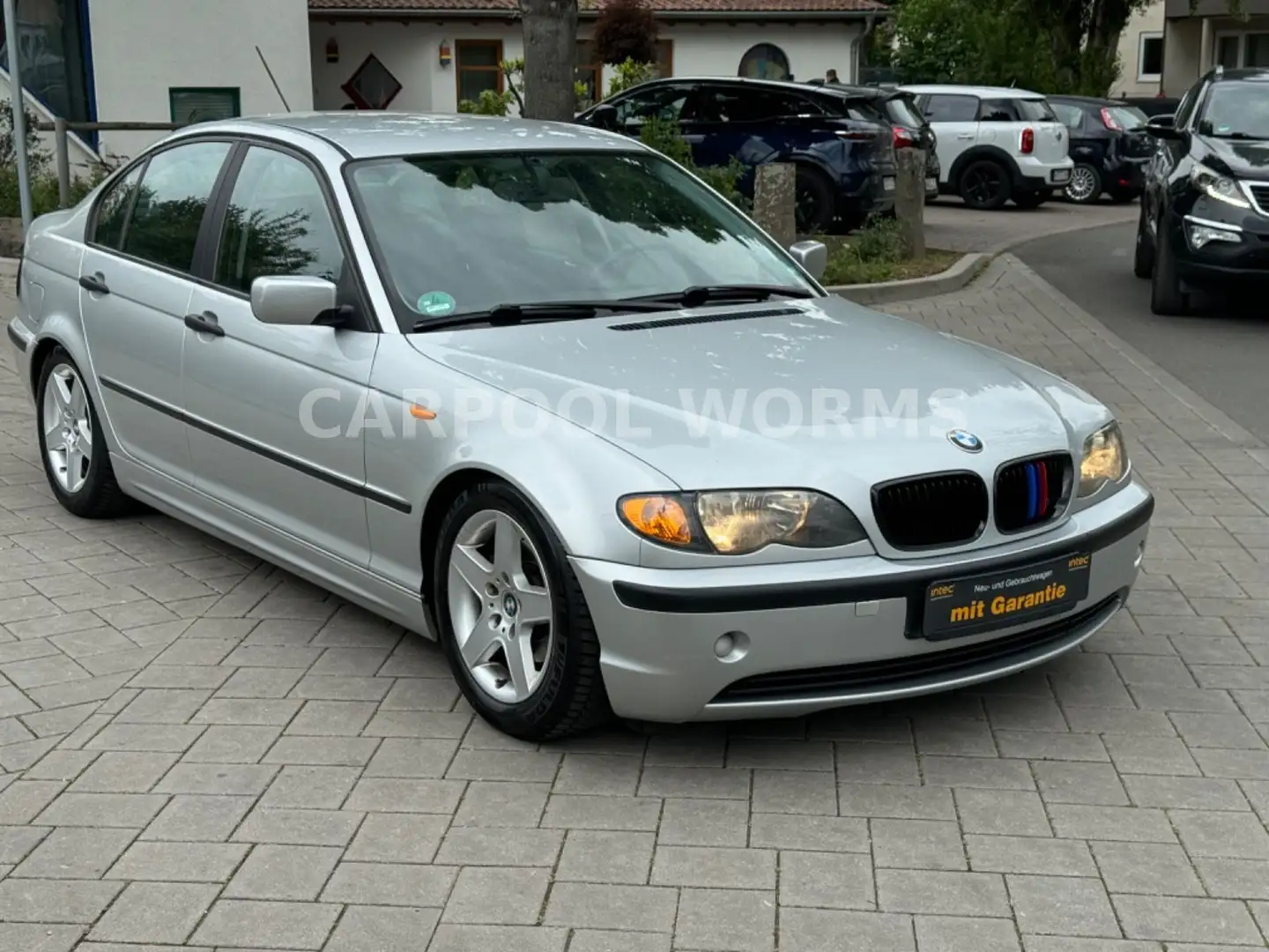 BMW 318 i Lim. KLIMAAUT+ALU+PDC+SPORT+2.HAND+TÜV NEU Gümüş rengi - 2