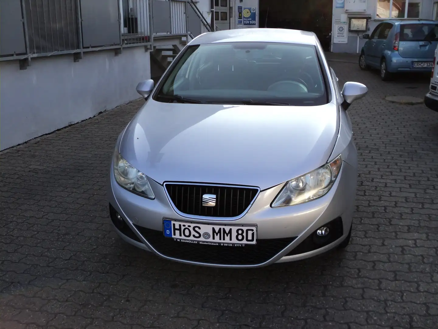 SEAT Ibiza 1.4 16V Style Silber - 1