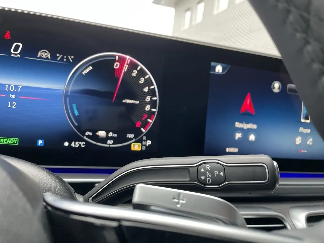 Mercedes-Benz GLE снимка Mercedes-Benz GLE