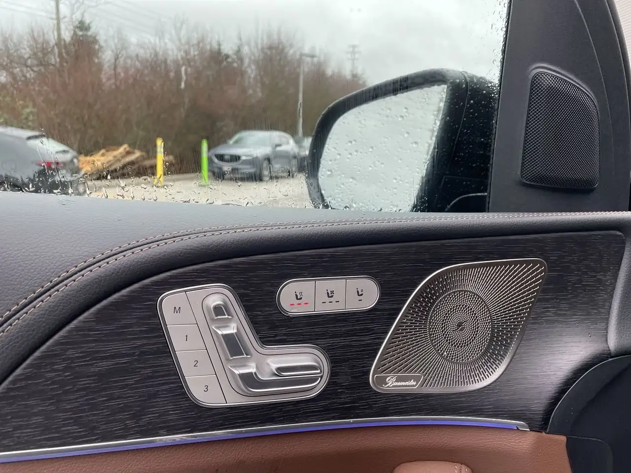 Mercedes-Benz GLE снимка Mercedes-Benz GLE