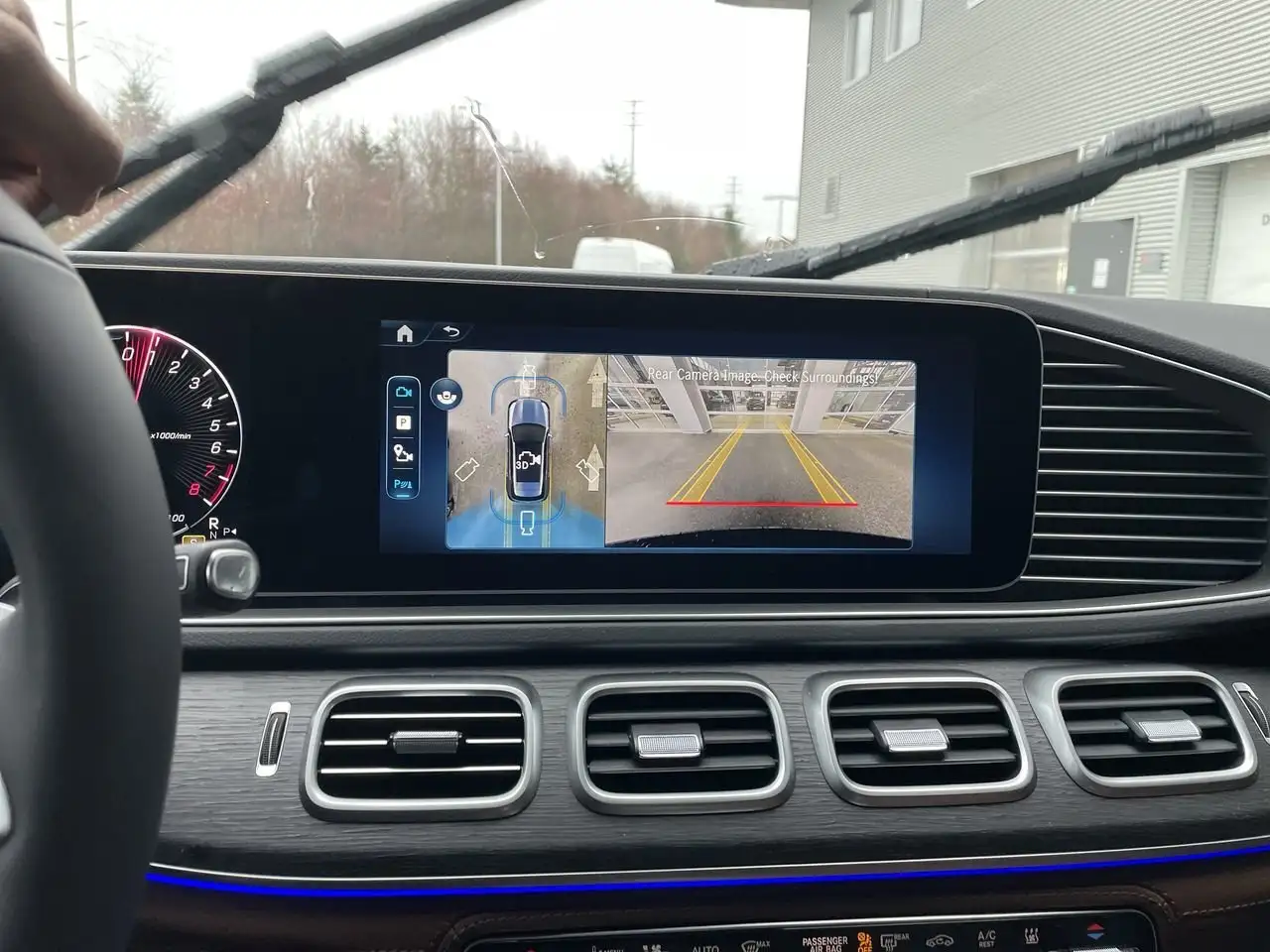 Mercedes-Benz GLE снимка Mercedes-Benz GLE