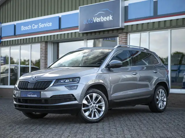 Skoda Karoq 1.5TSi ACT 150pk DSG Style Business | Leer | Navi