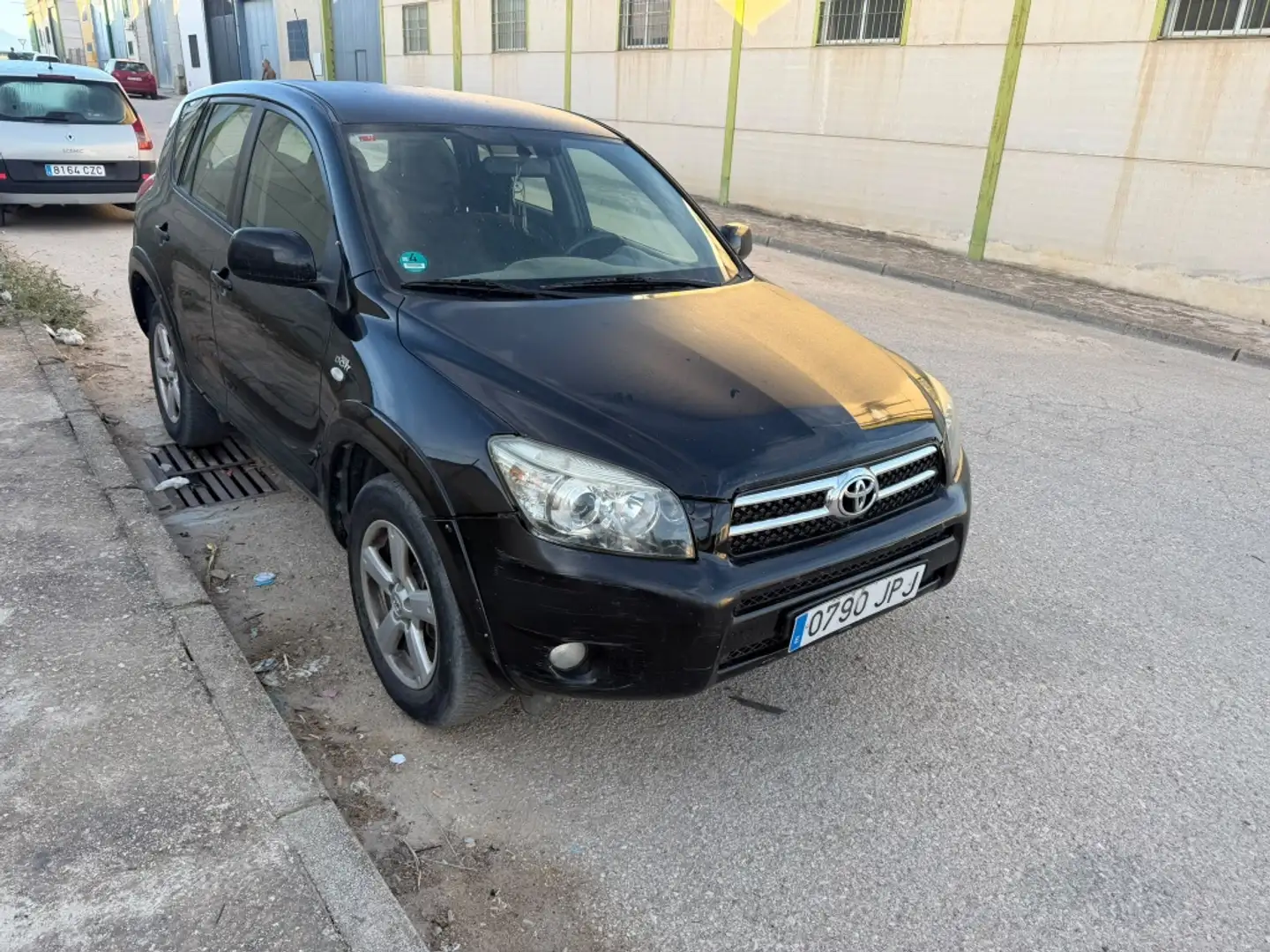 Toyota RAV4 2.2D-4D Premium Negro - 2