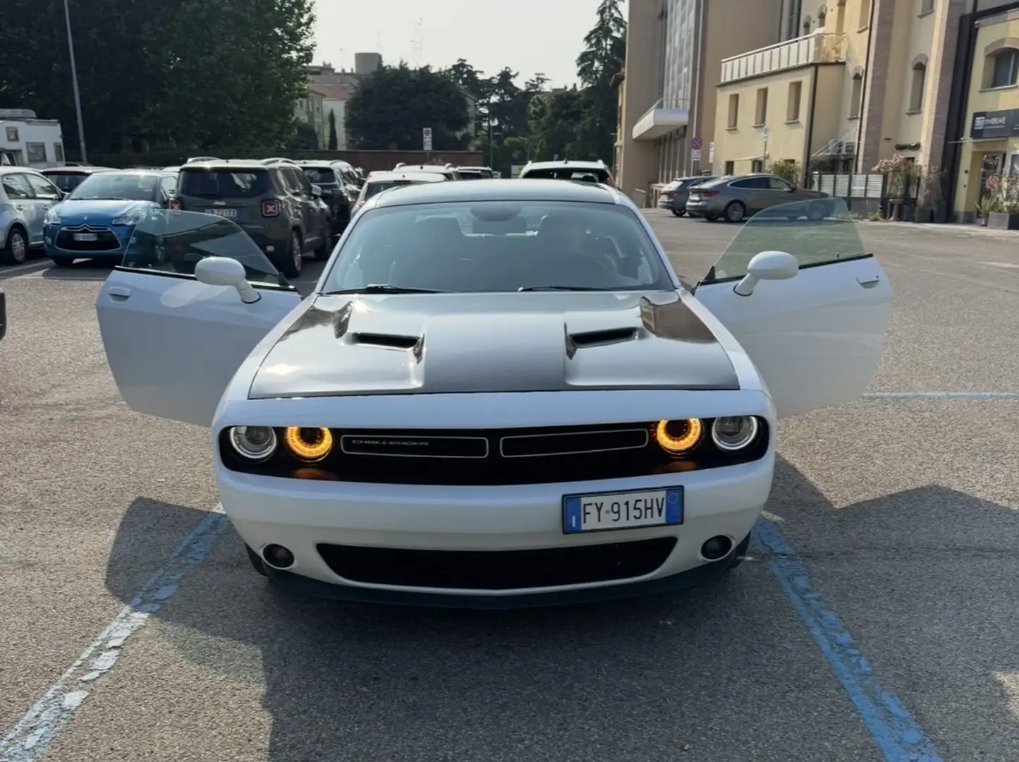 Dodge Challenger Bianco - 1