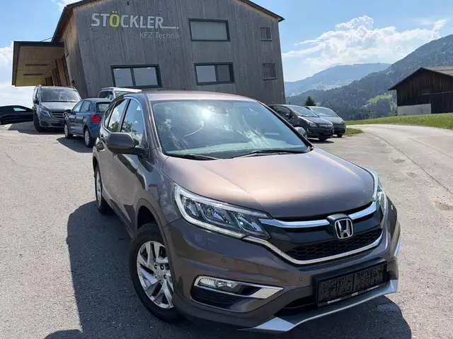 Honda CR-V Elegance 4WD*8fach Bereift