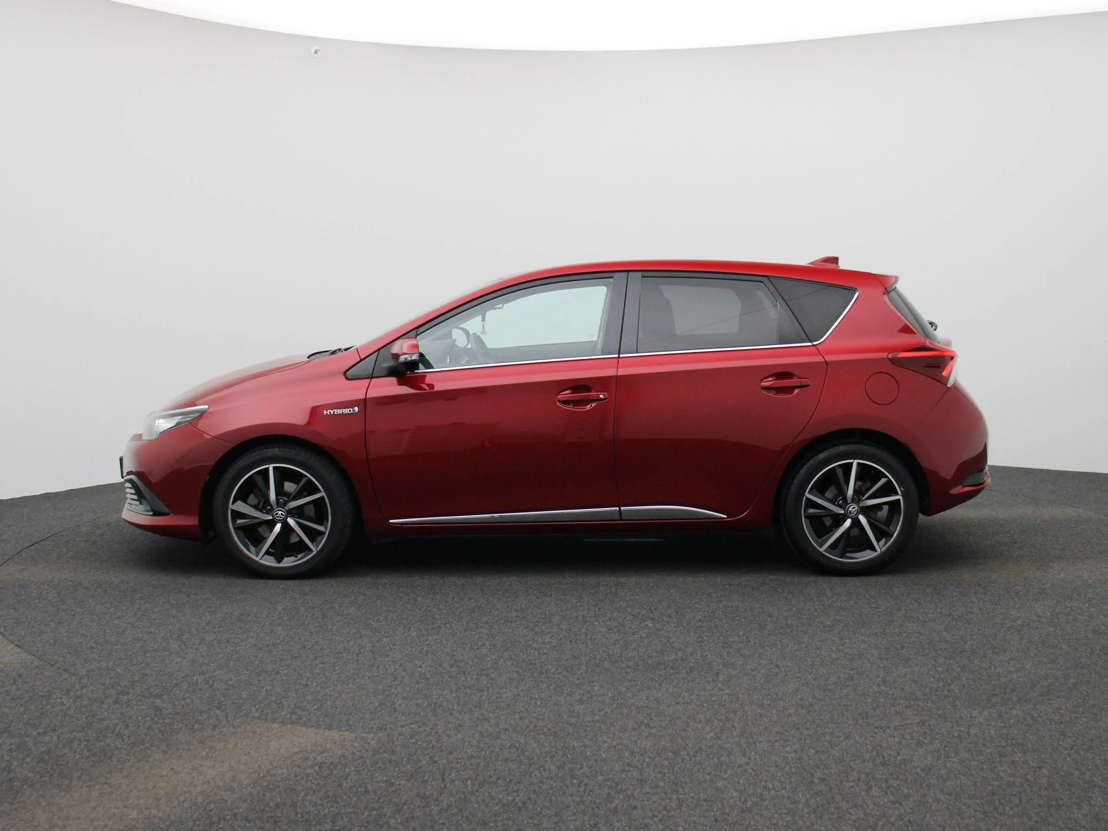 Toyota Auris 1.8 Hybrid Black Edition | Wordt Verwacht | Achter — photo 4