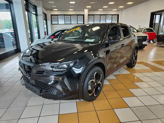 Alfa Romeo Junior 1.2 Hybrid 145cv ibrida Speciale eDCT6