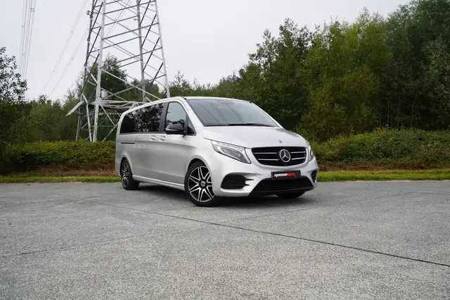 Mercedes-Benz V 220 AMG-Line | LED | 360° | Trekhaak! | Speciale Zetel | 1ste Eigenaar!