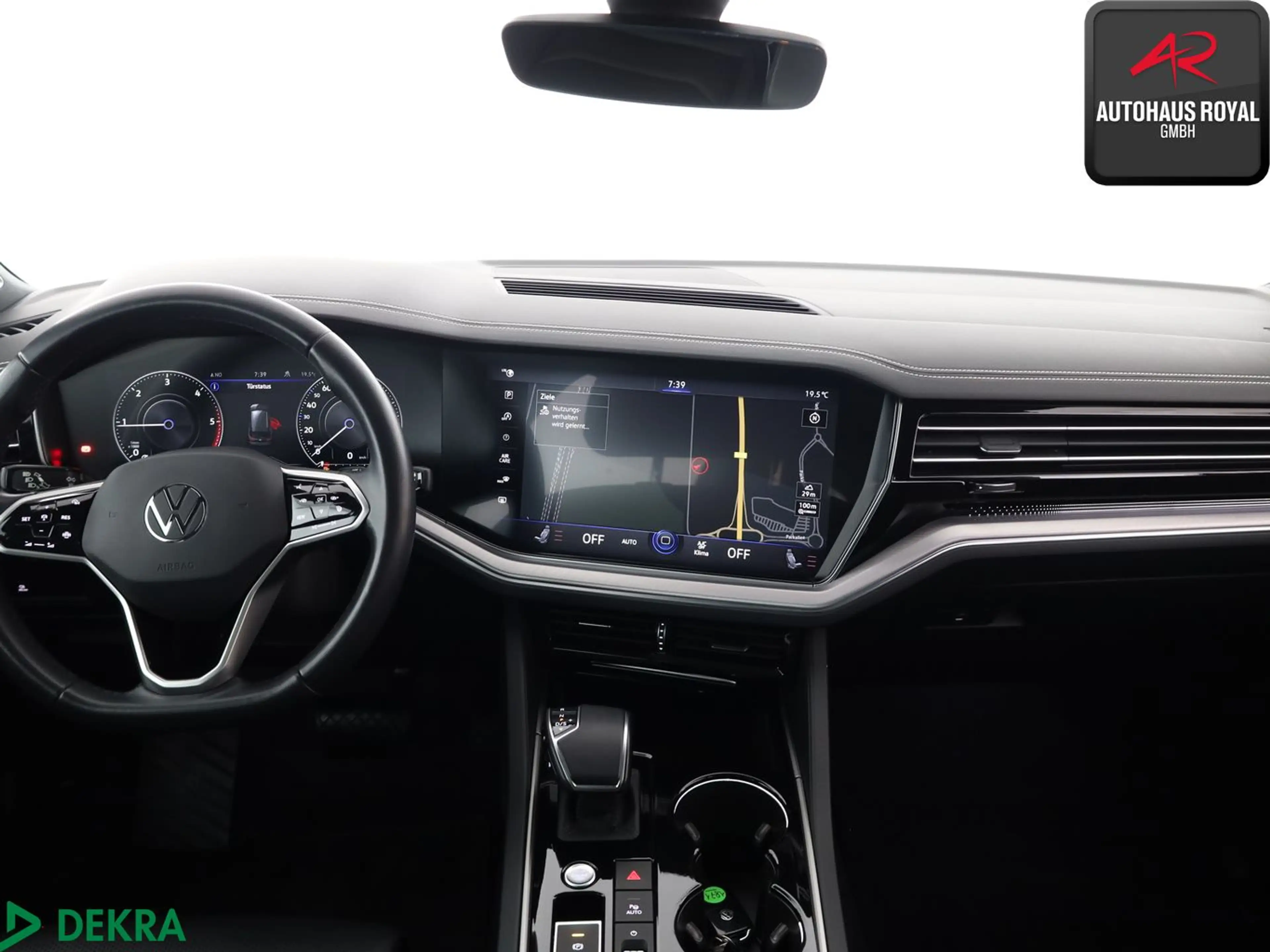 Volkswagen Touareg 3.0 TDI 4M ELEGANCE MATRIX,360°,DYNAUDIO — photo 9