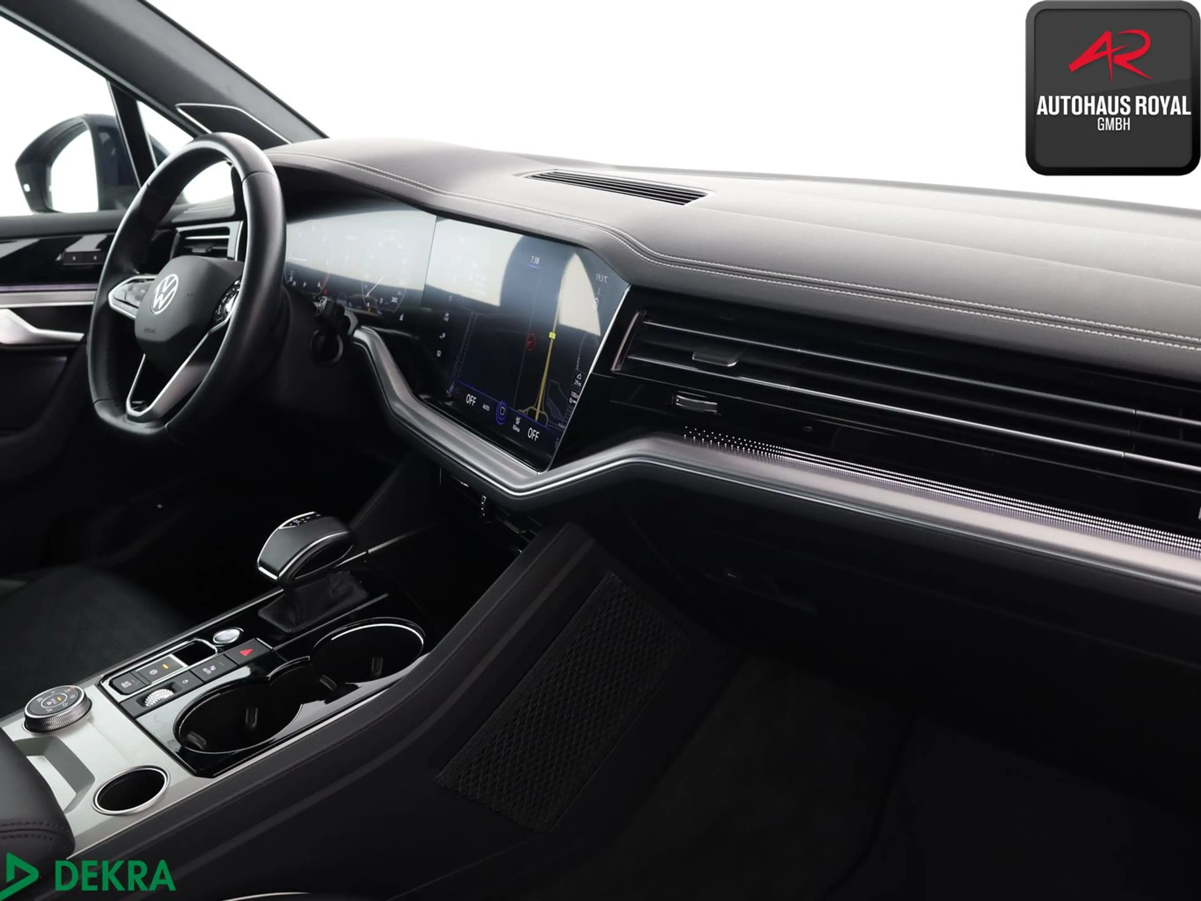 Volkswagen Touareg 3.0 TDI 4M ELEGANCE MATRIX,360°,DYNAUDIO — photo 10