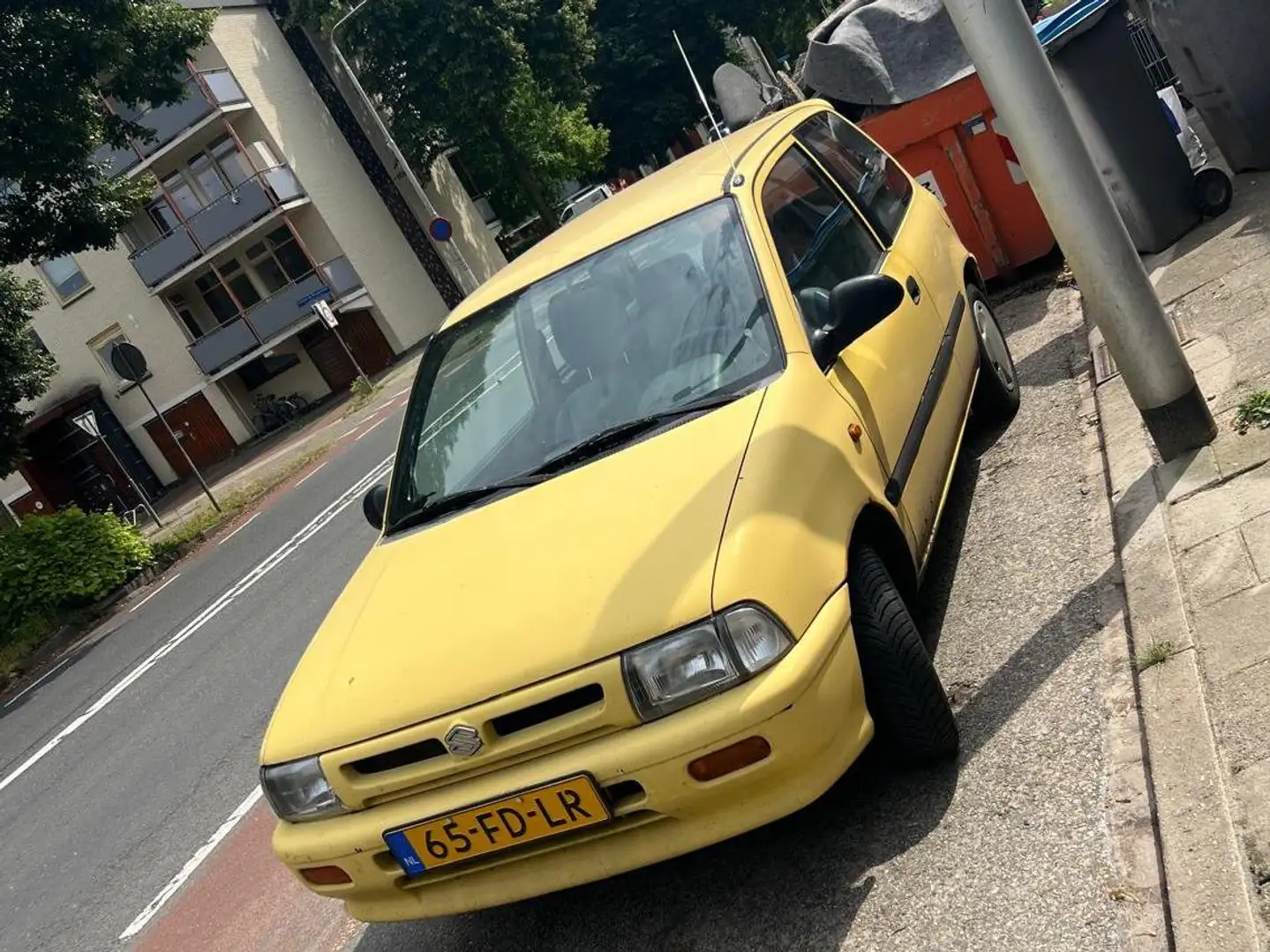 Suzuki Alto Alto 1.0 GLS Amarillo - 2