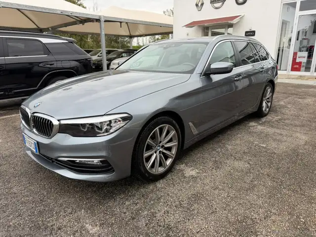 BMW 520 520d Touring Sport