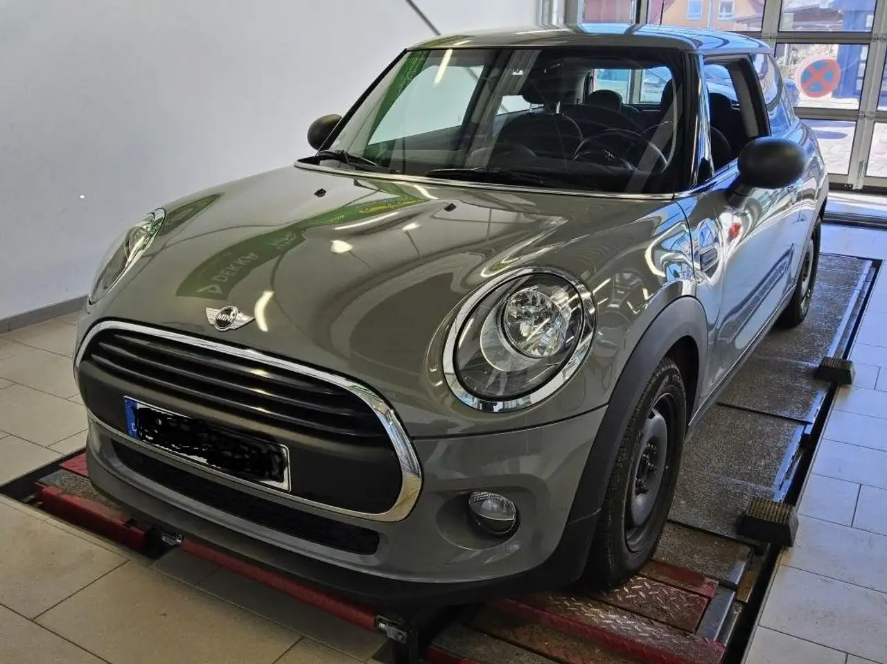 MINI One